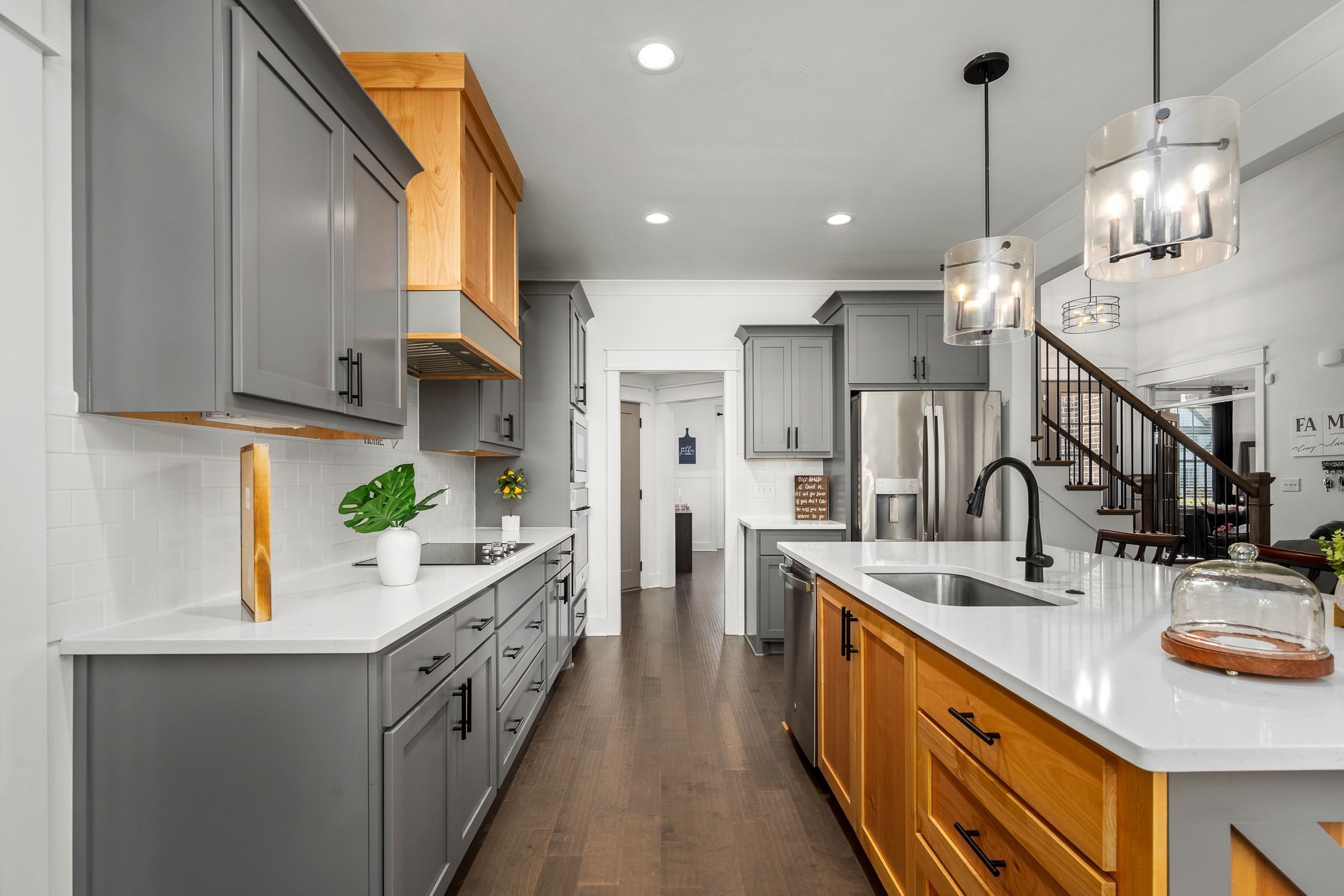 2614 Holly Springs Dr