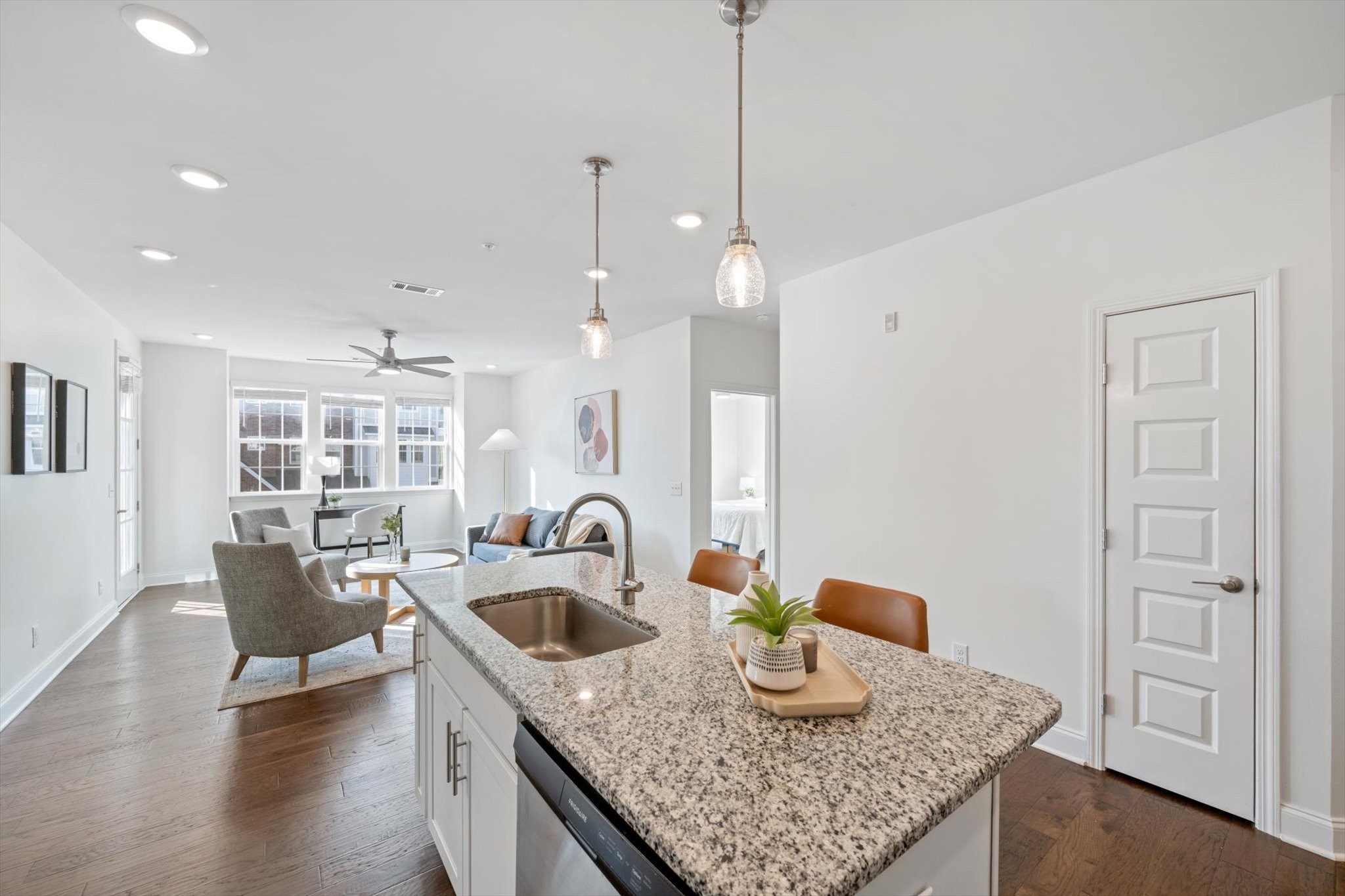 900 Vintage Green Ln Unit: 204