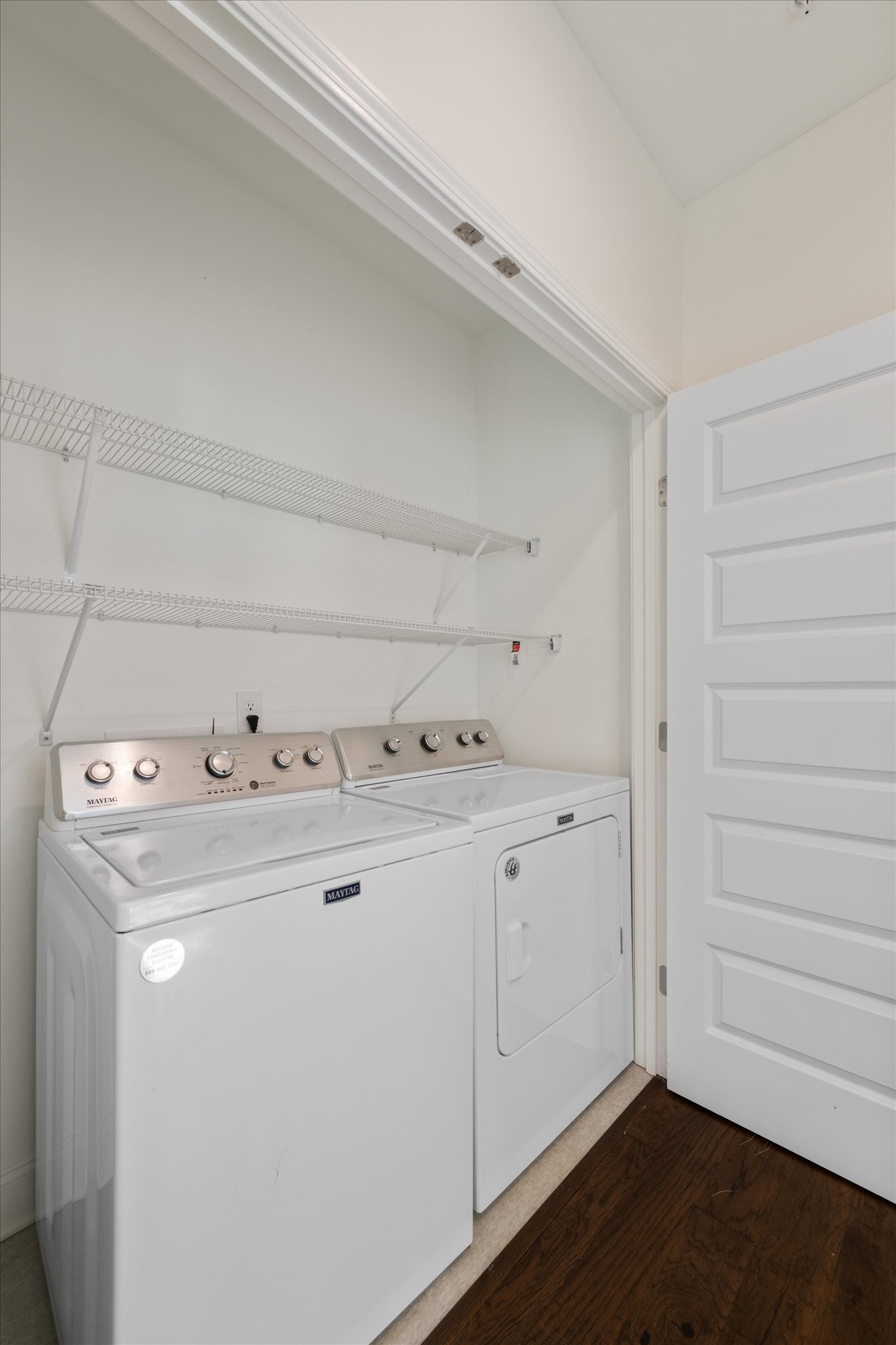 900 Vintage Green Ln Unit: 204