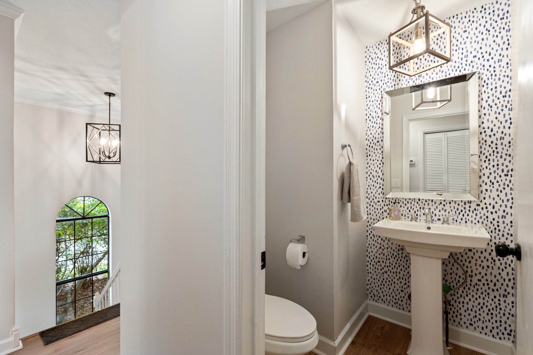 515D Chesterfield Ave