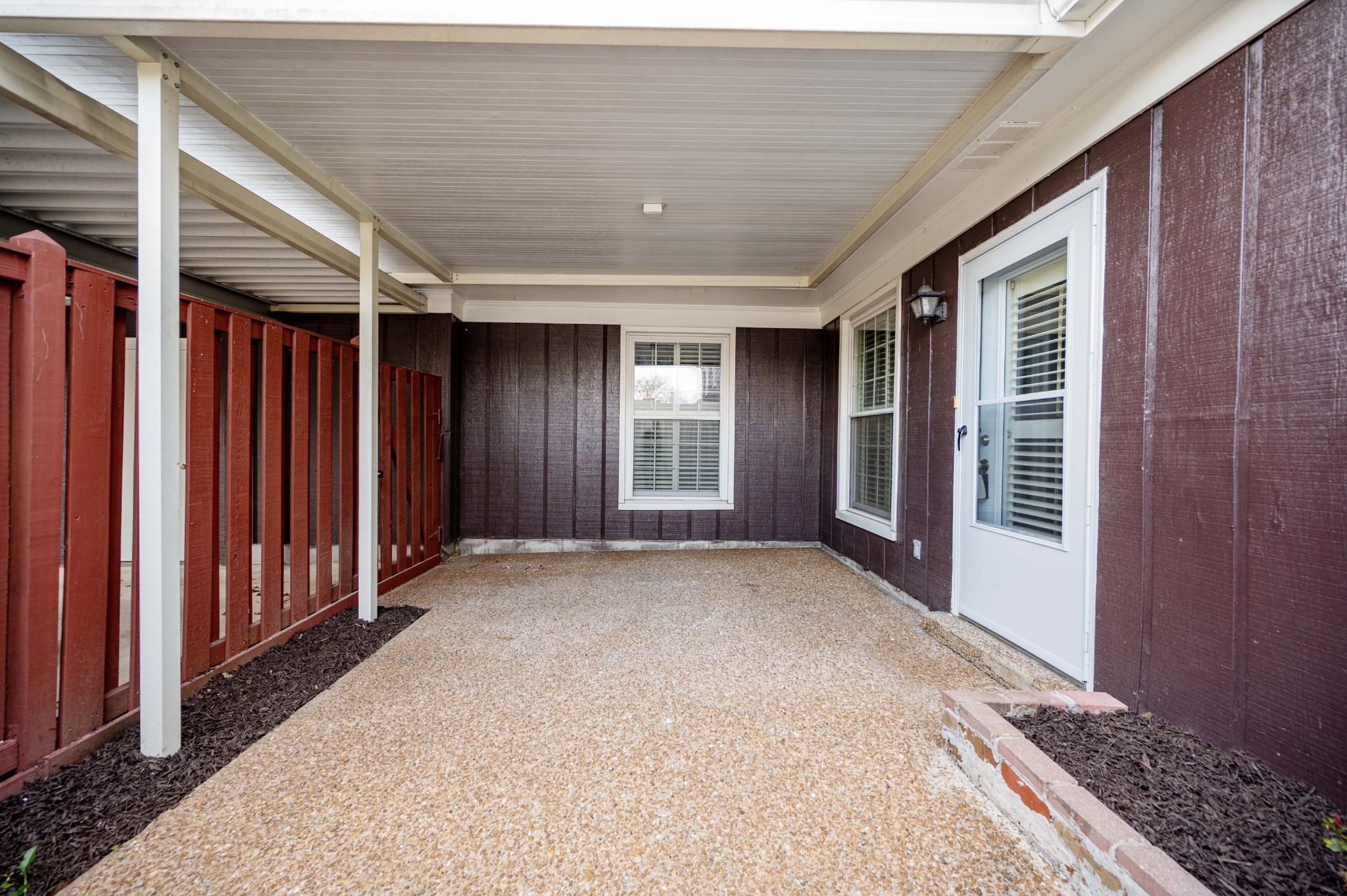 1002 E Northfield Blvd Unit: L101