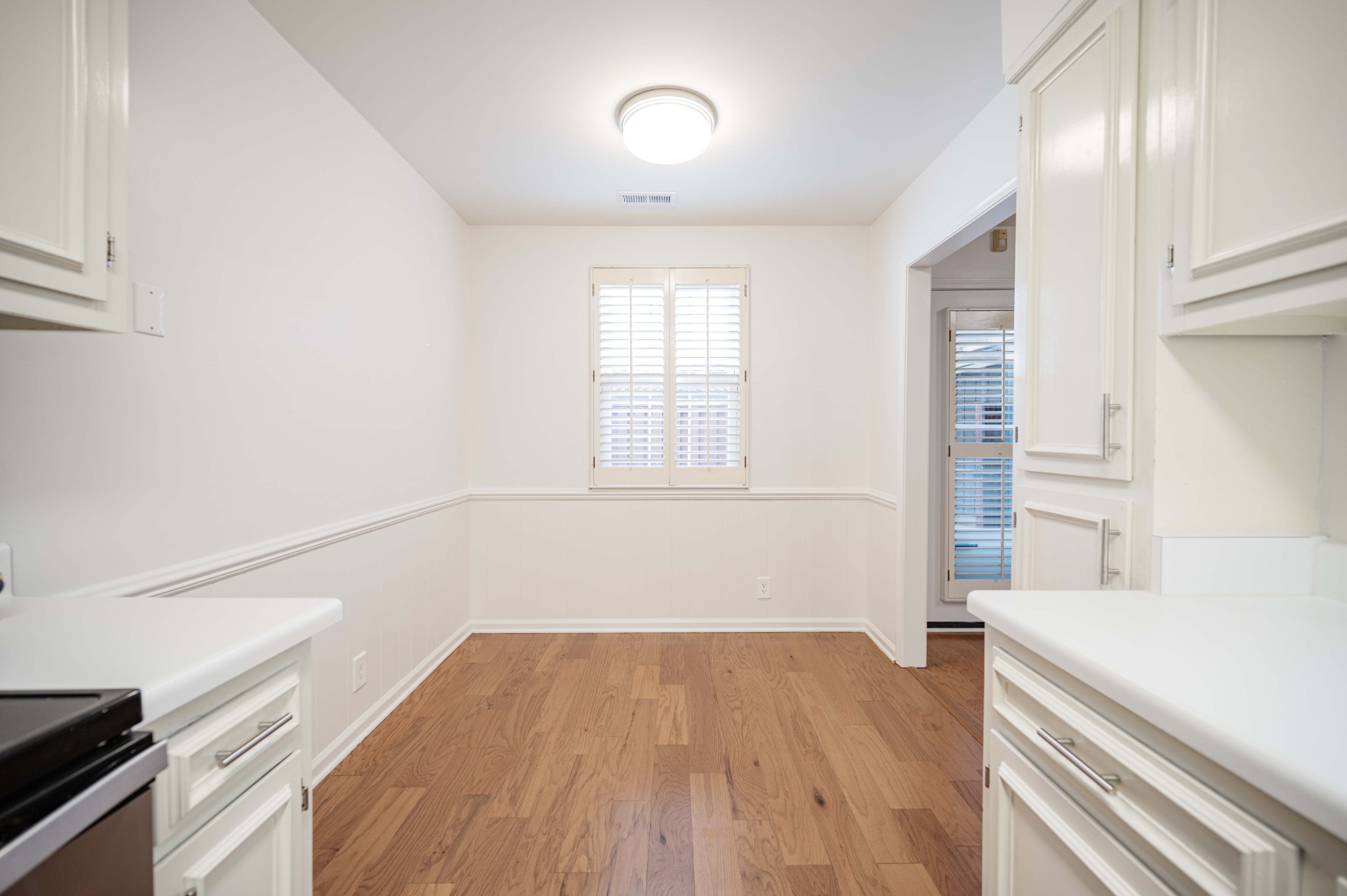 1002 E Northfield Blvd Unit: L101