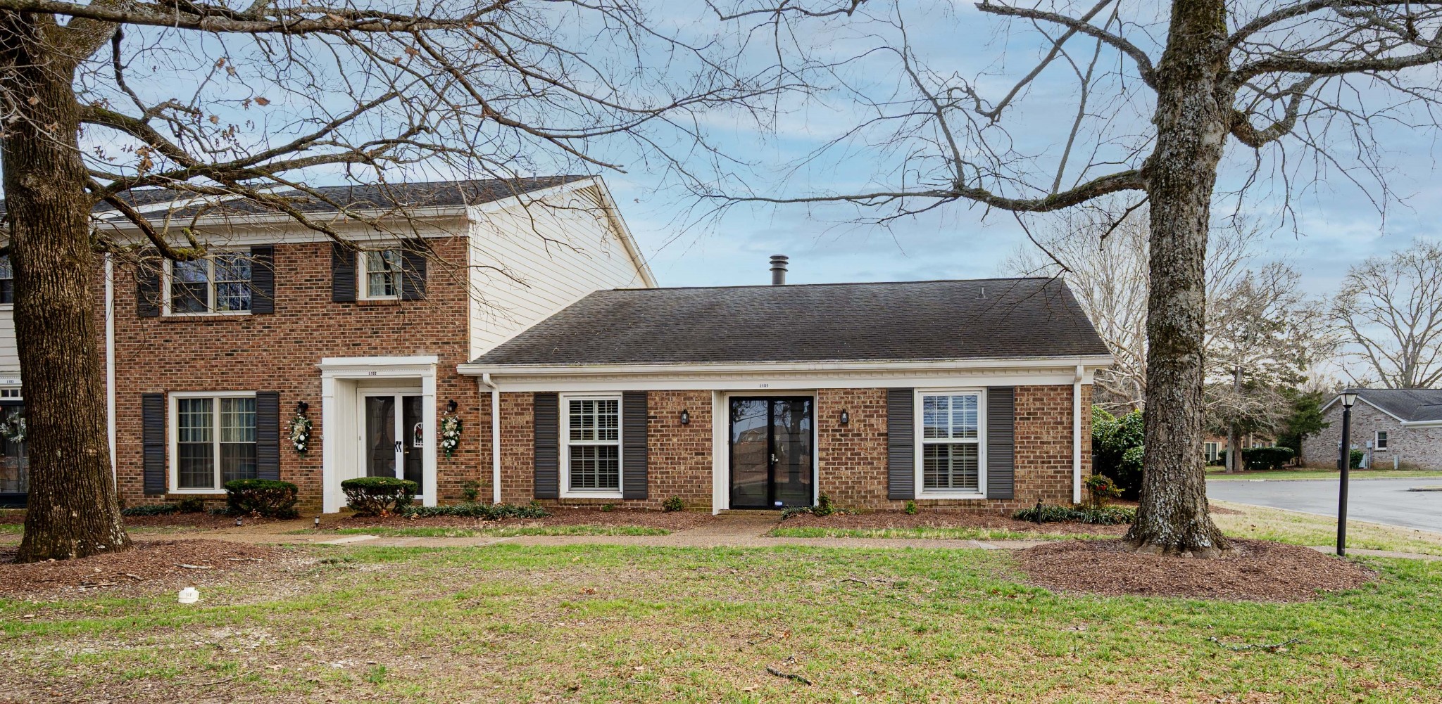 1002 E Northfield Blvd Unit: L101