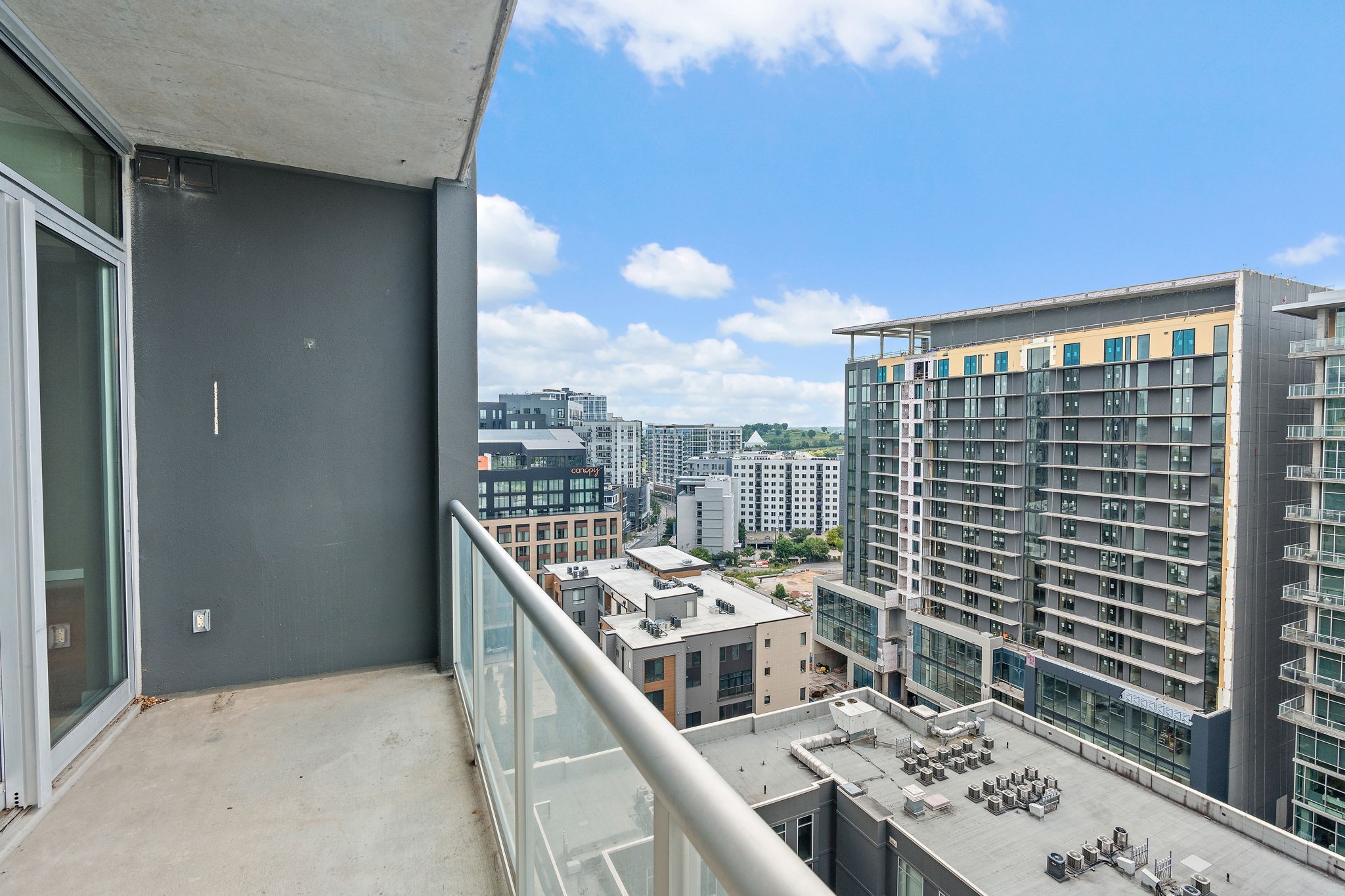600 12th Ave S Unit: 1708