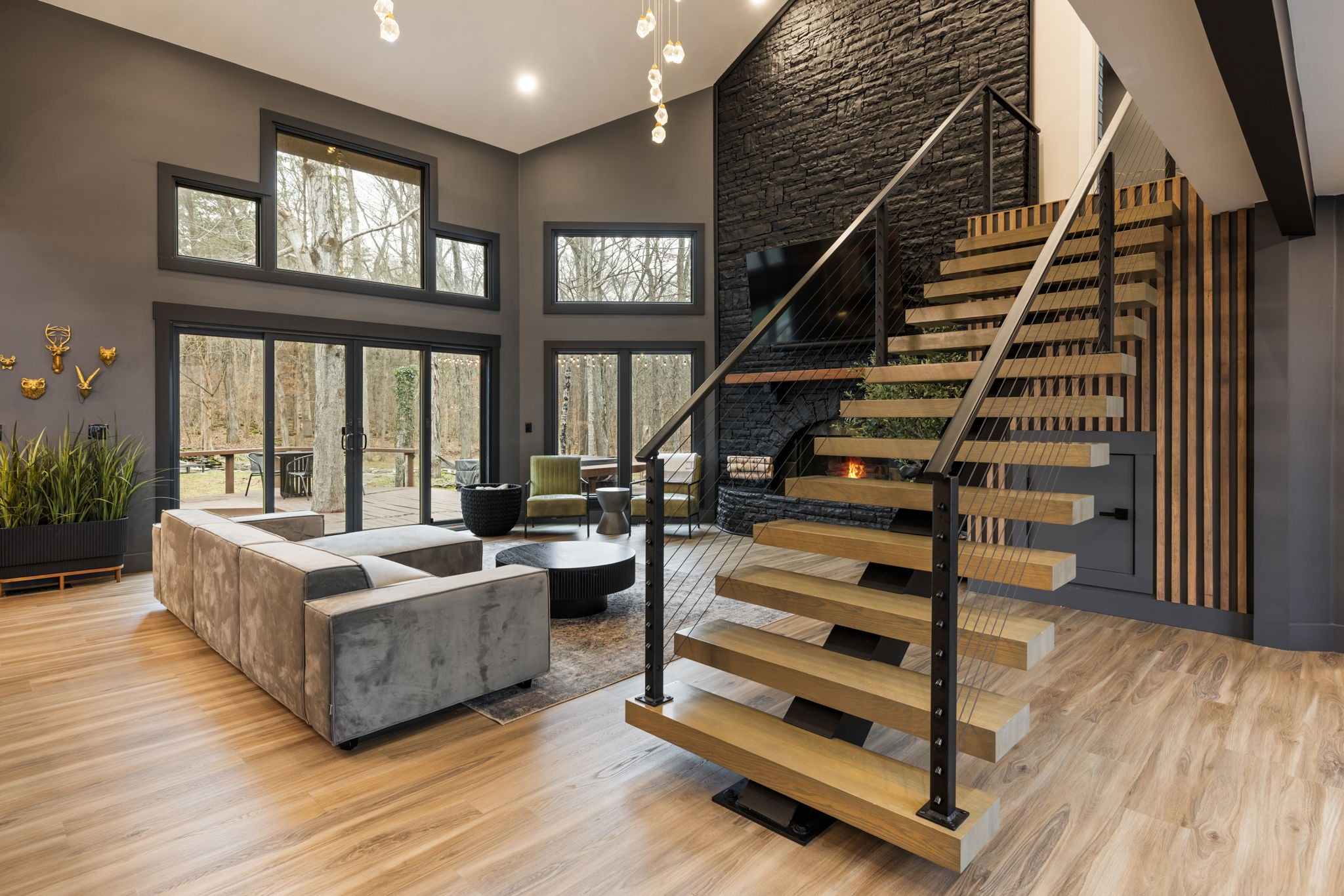 8575 Saundersville Rd