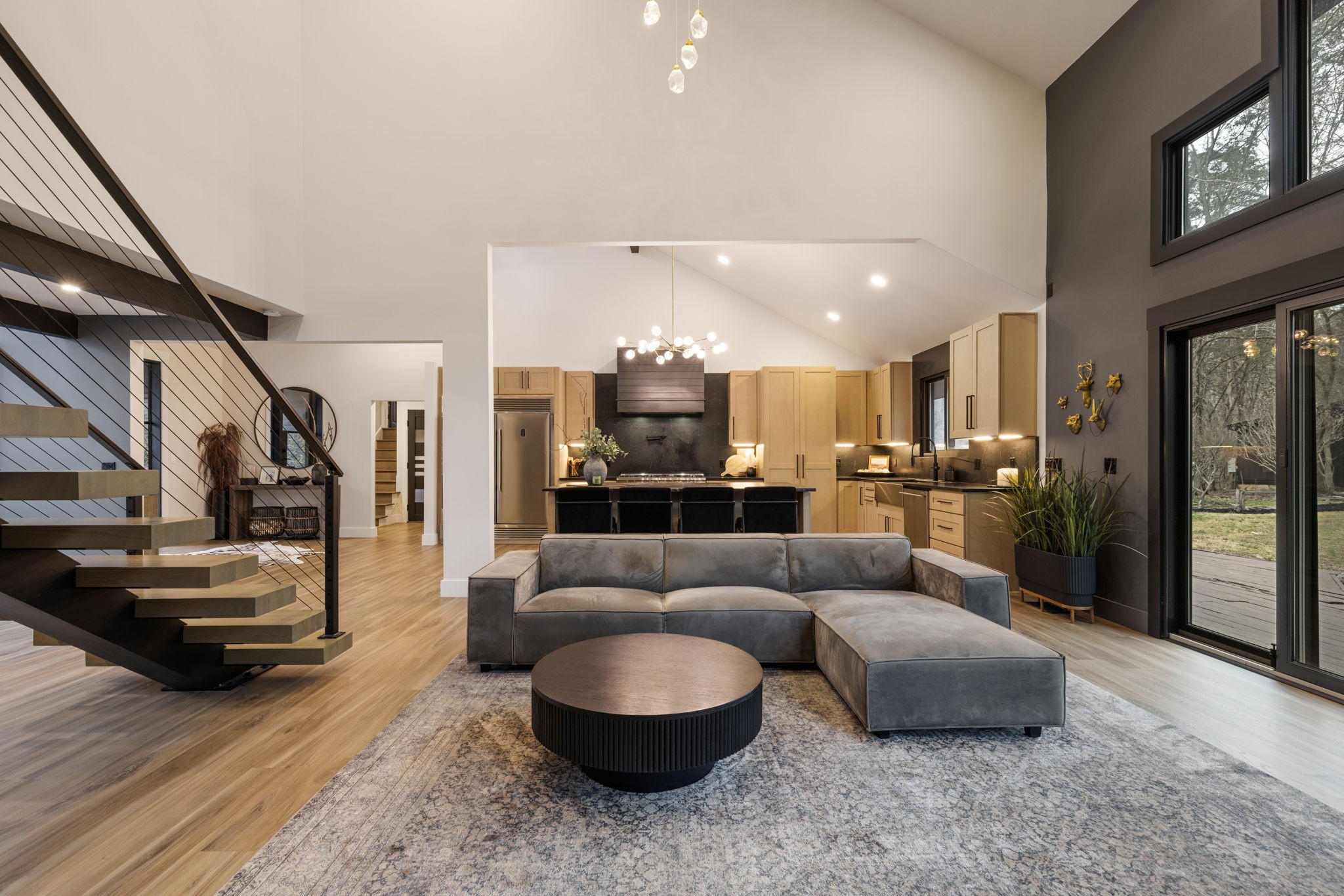 8575 Saundersville Rd