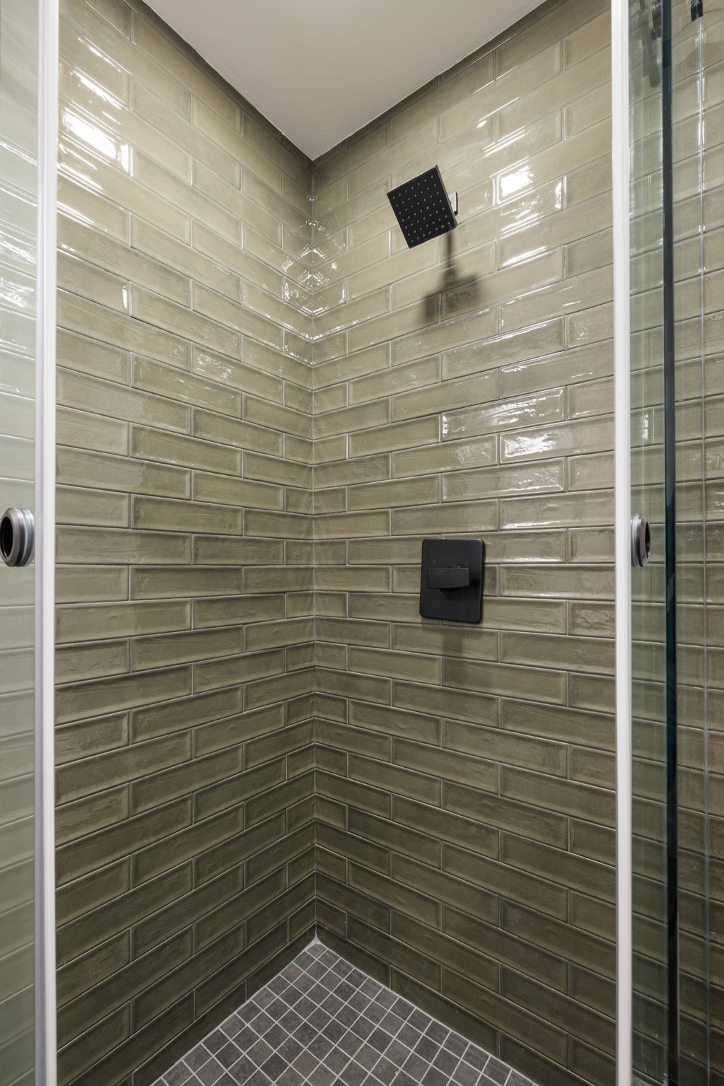 8575 Saundersville Rd