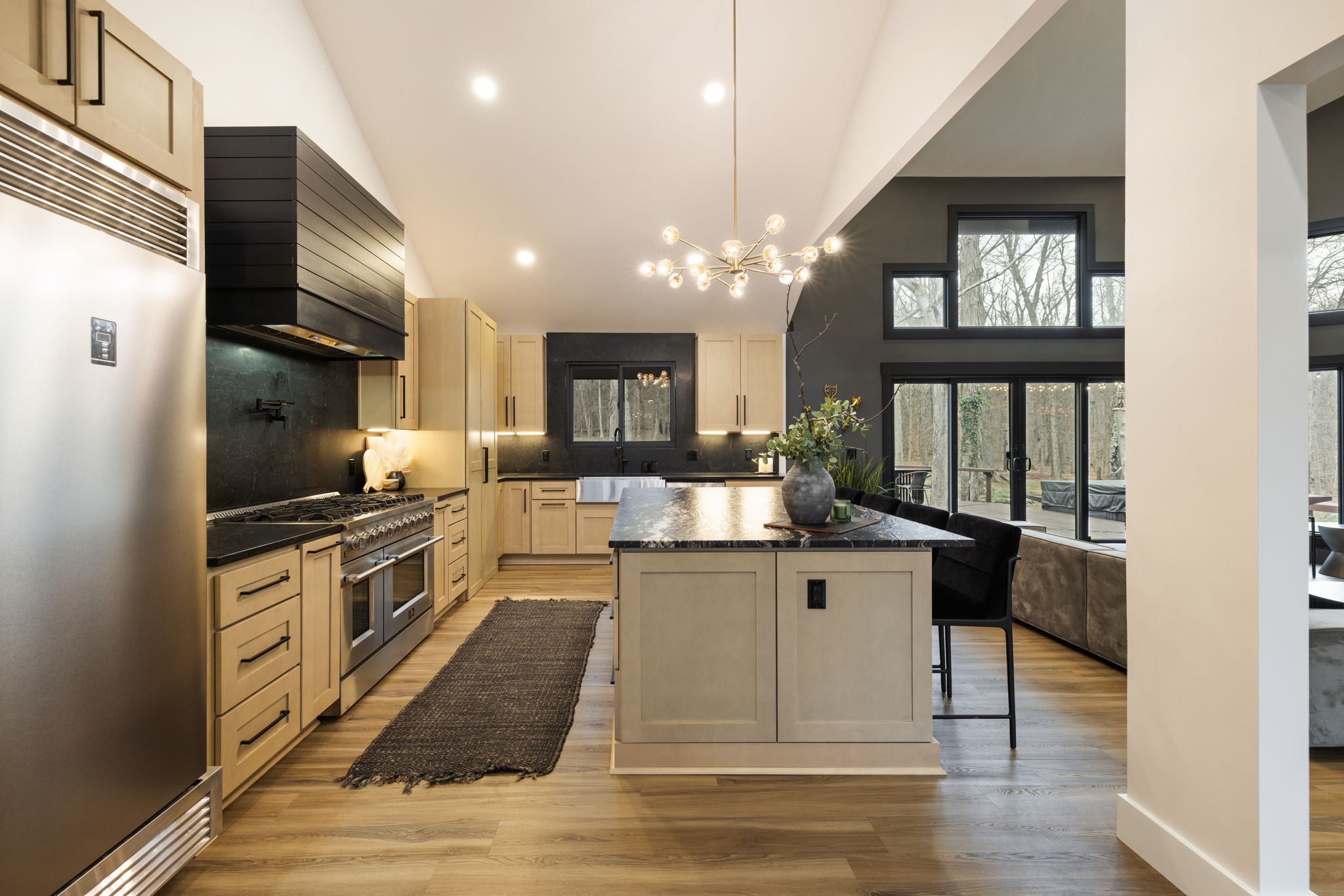 8575 Saundersville Rd