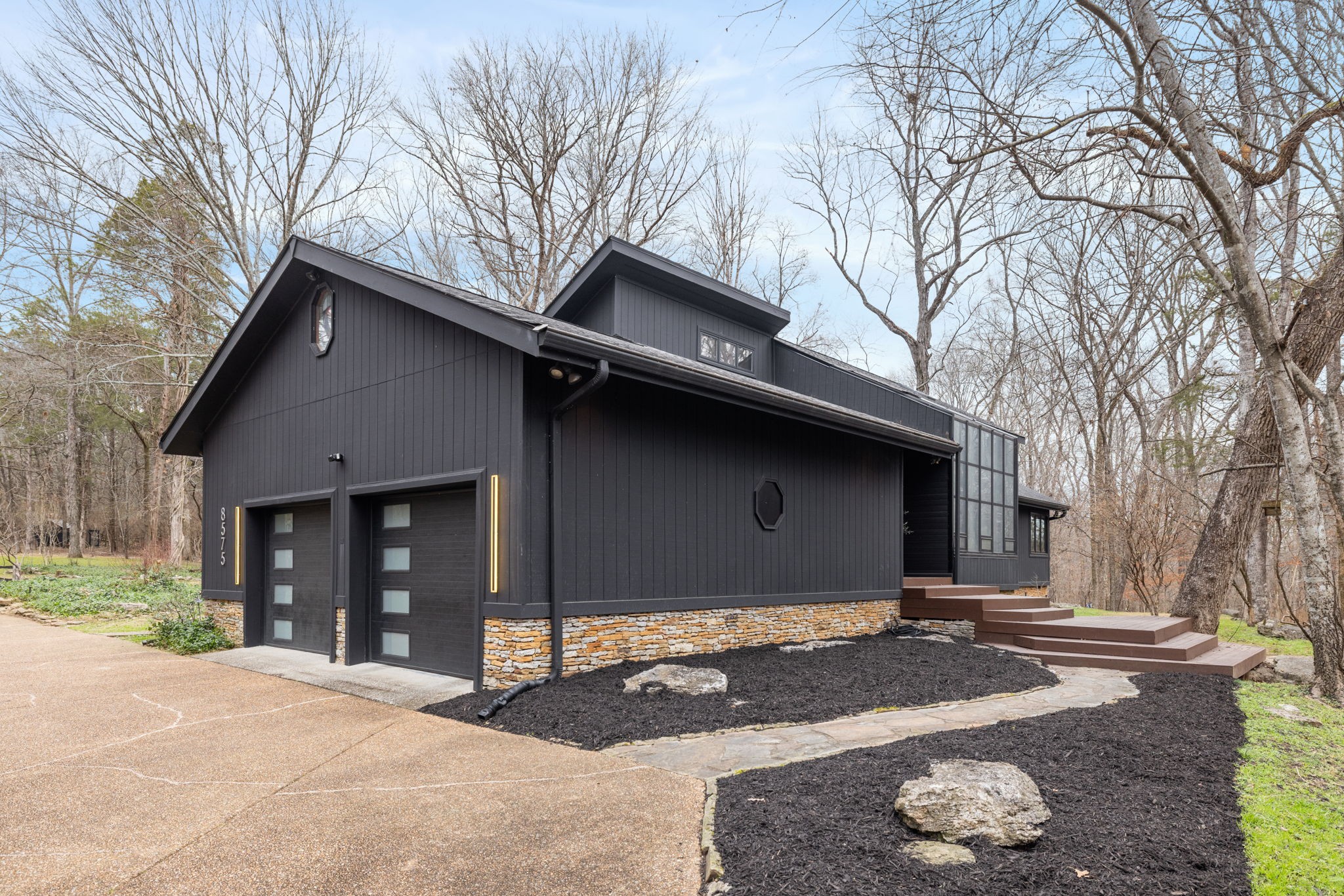 8575 Saundersville Rd