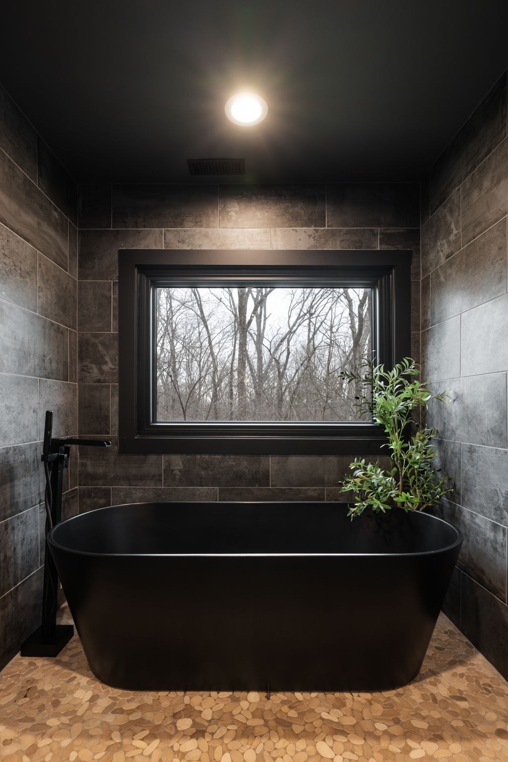 8575 Saundersville Rd