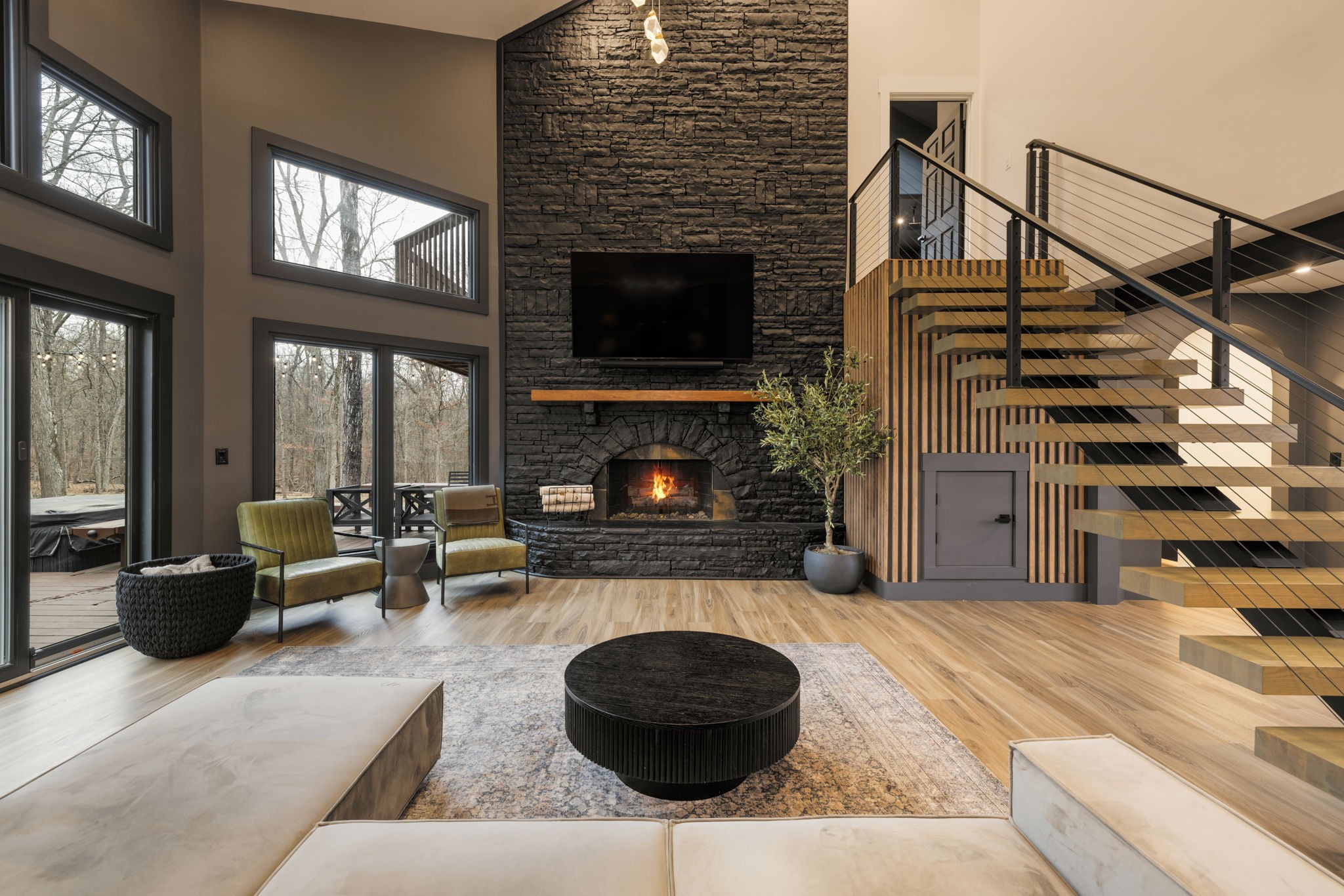 8575 Saundersville Rd