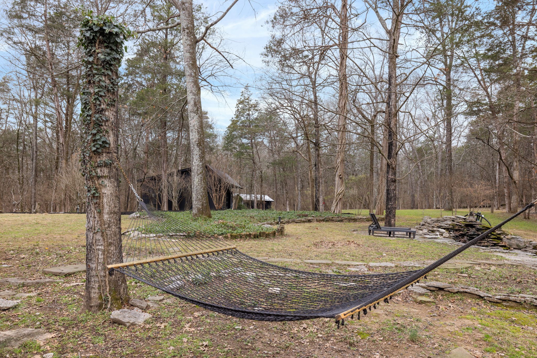 8575 Saundersville Rd