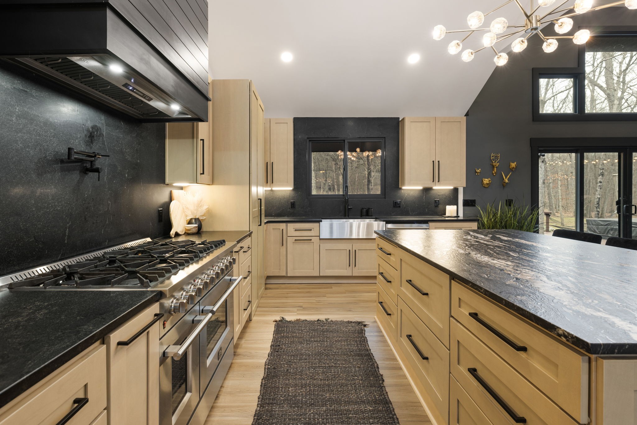 8575 Saundersville Rd