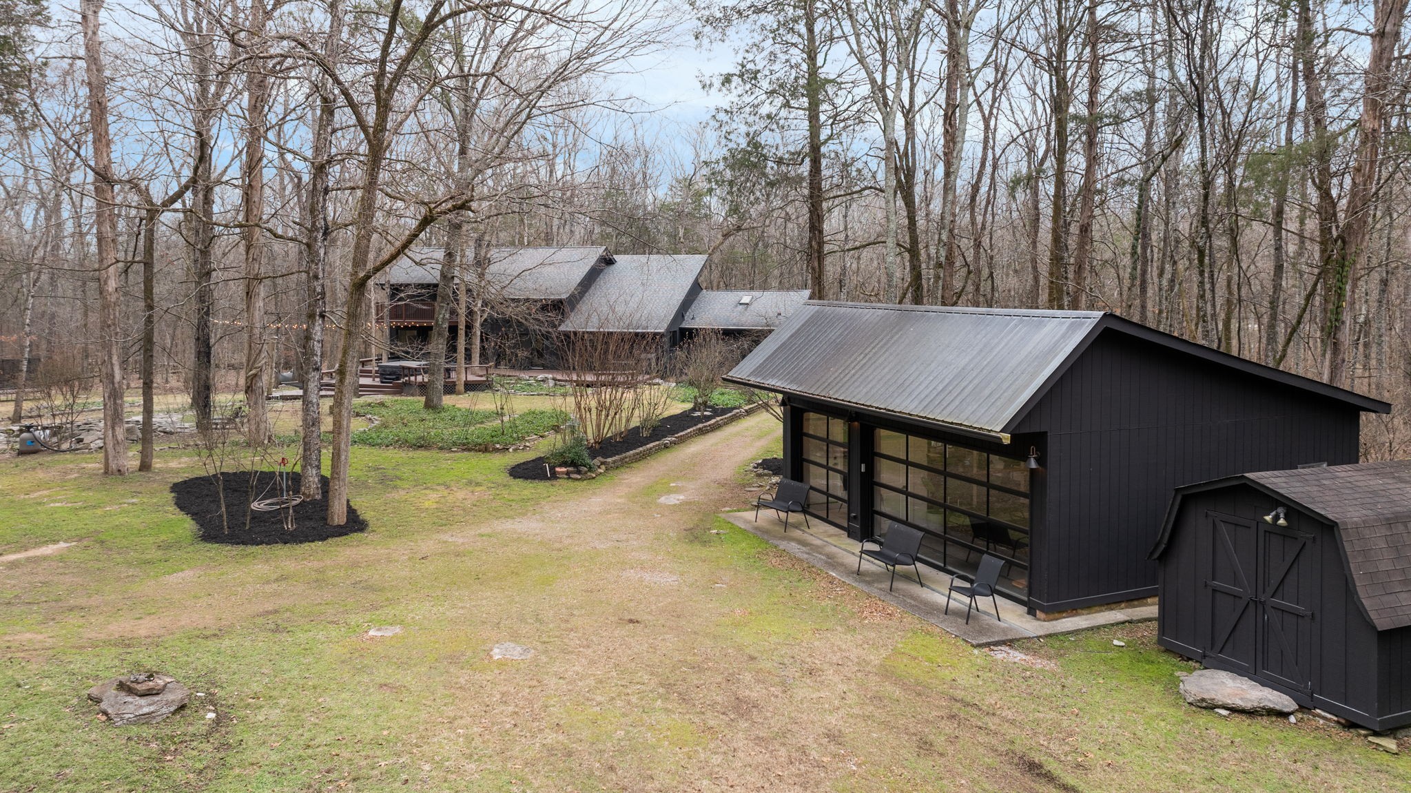 8575 Saundersville Rd