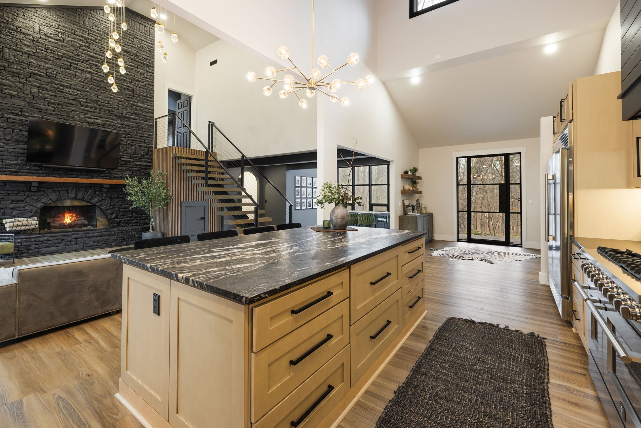 8575 Saundersville Rd