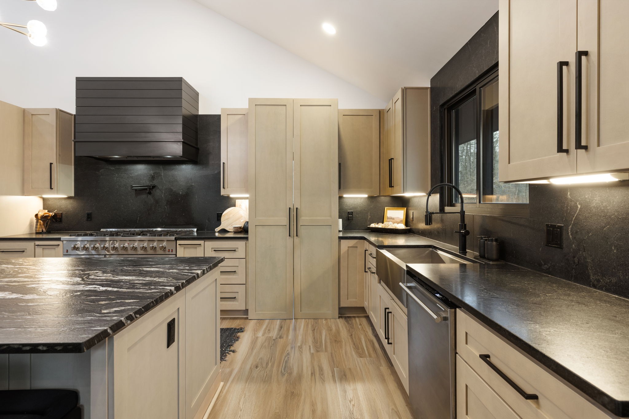 8575 Saundersville Rd