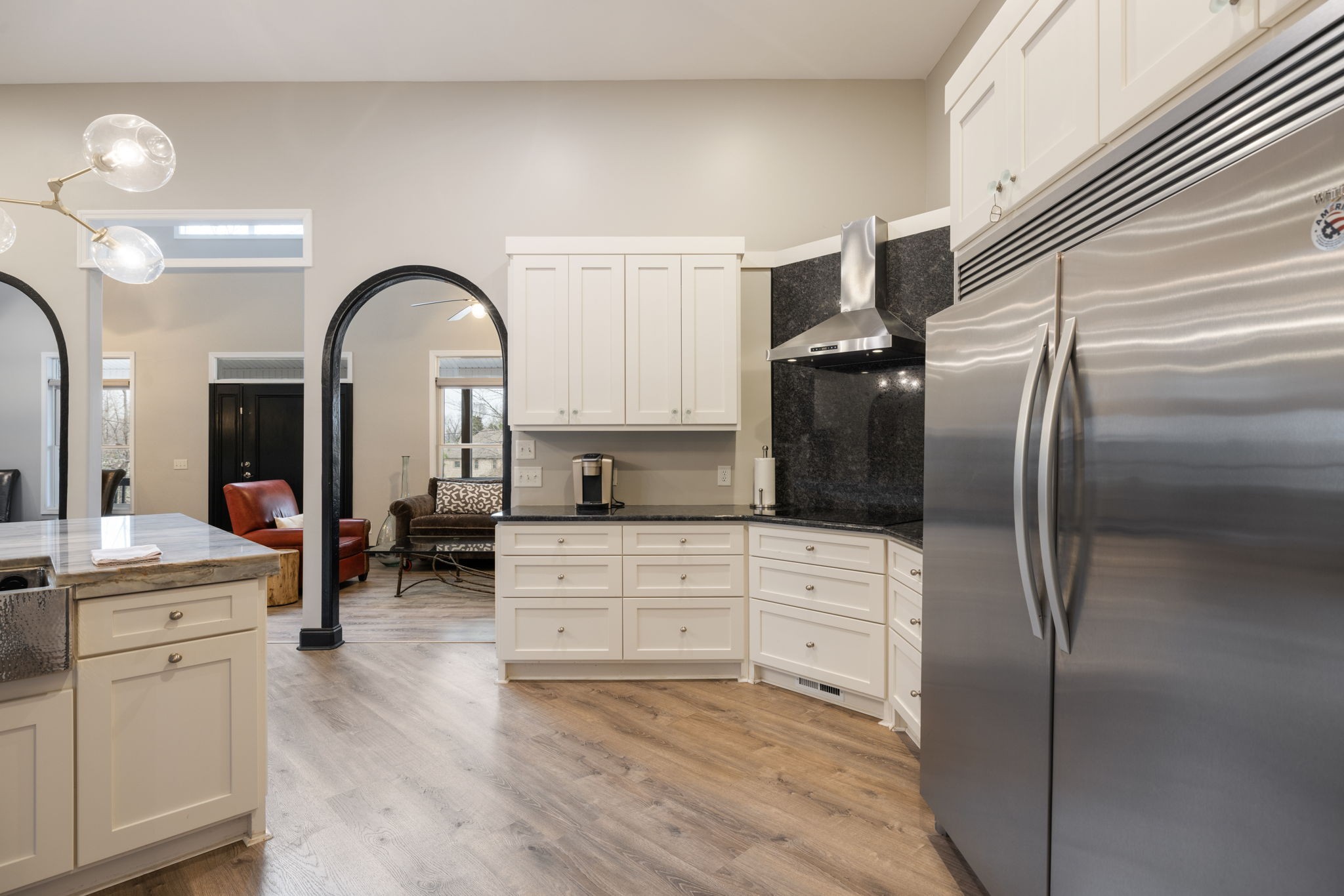 442 Lakeview Cir