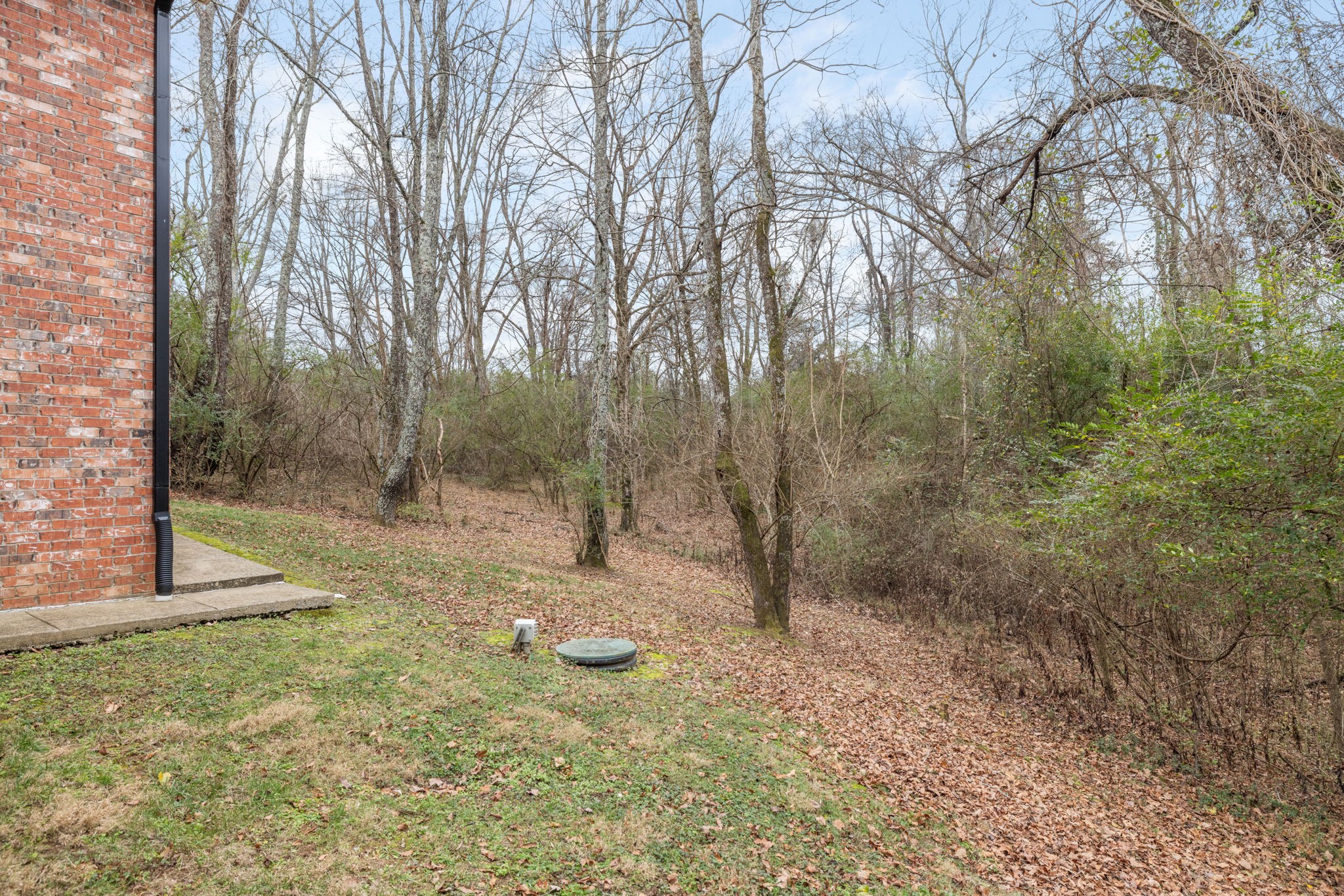 442 Lakeview Cir