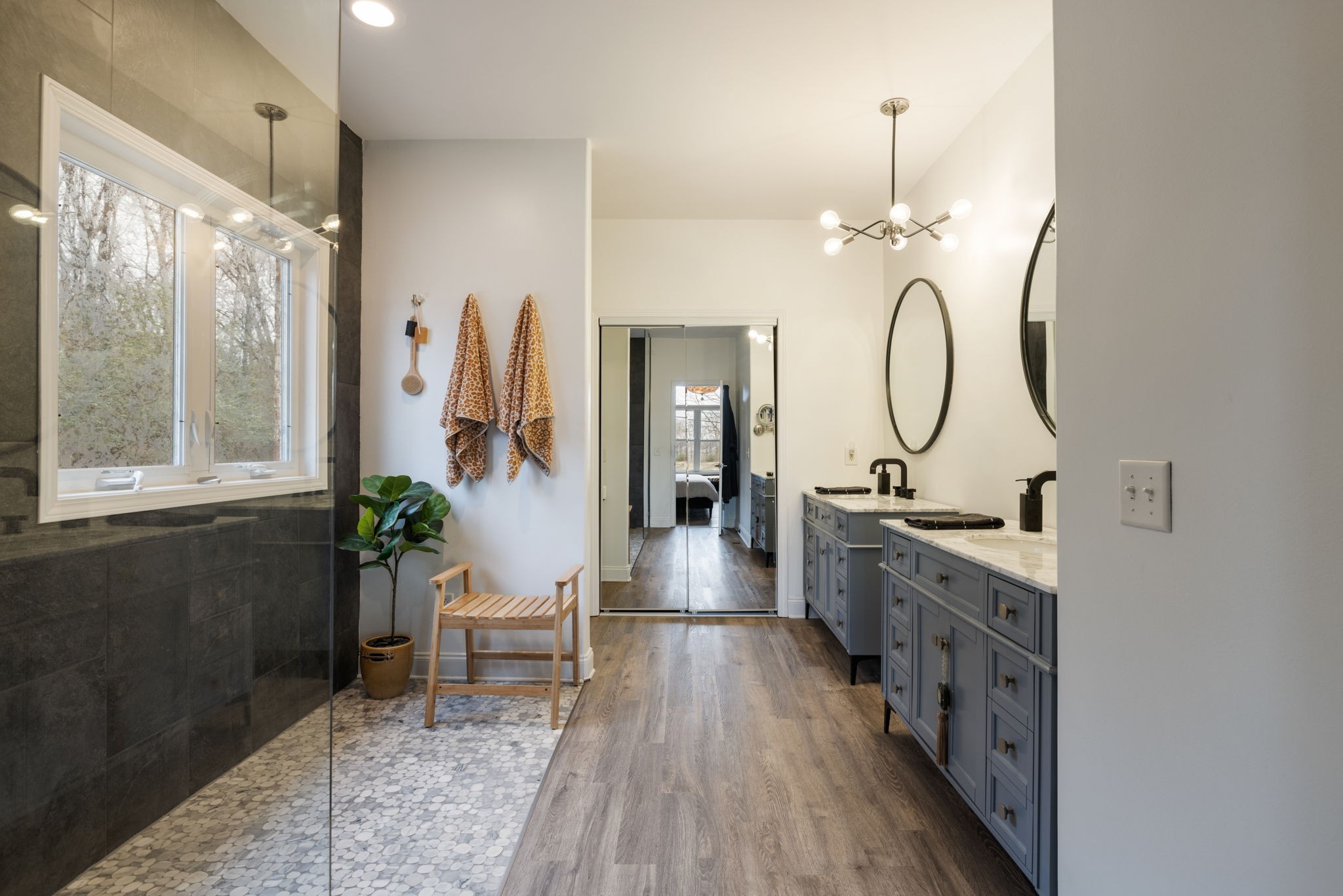 442 Lakeview Cir