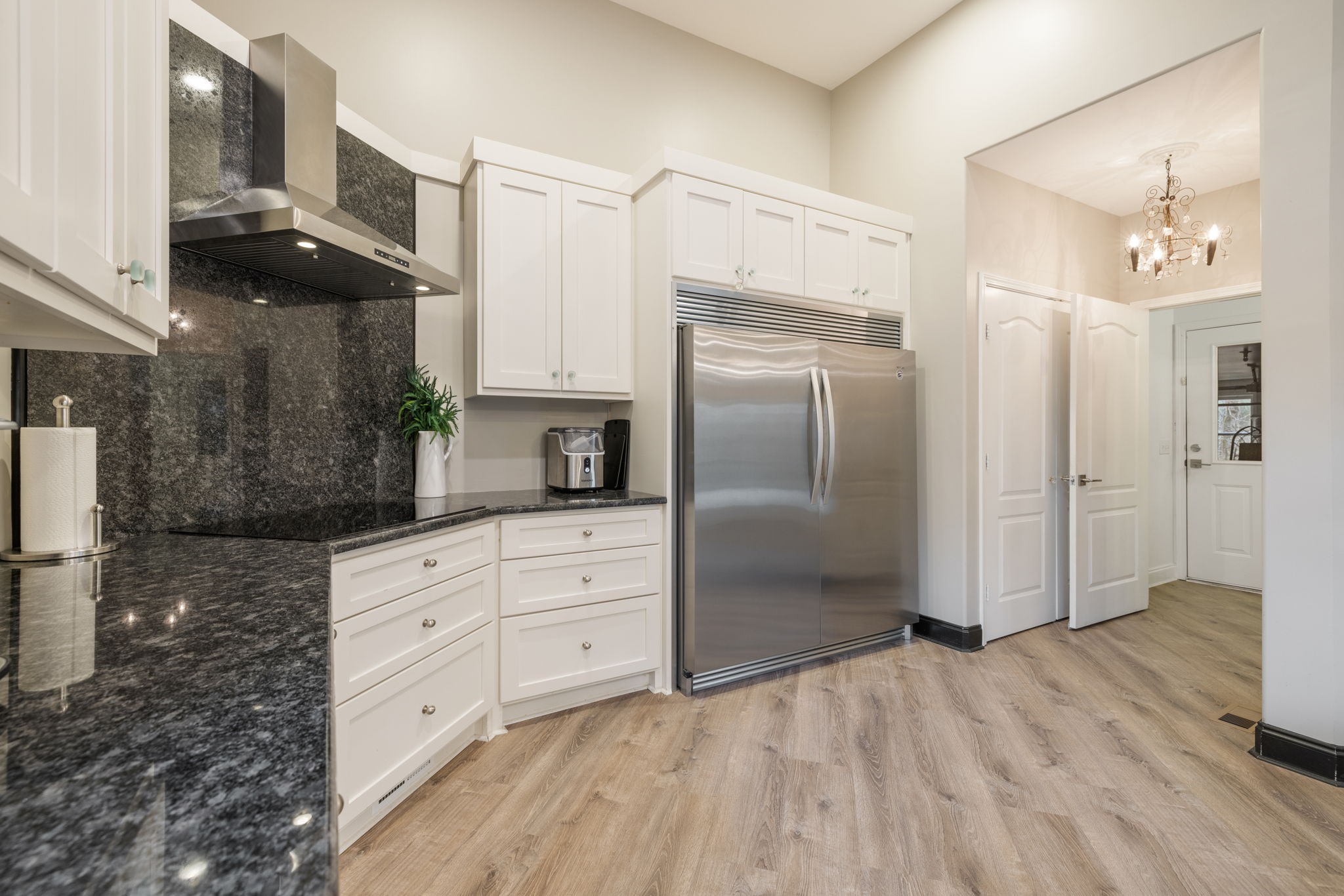 442 Lakeview Cir