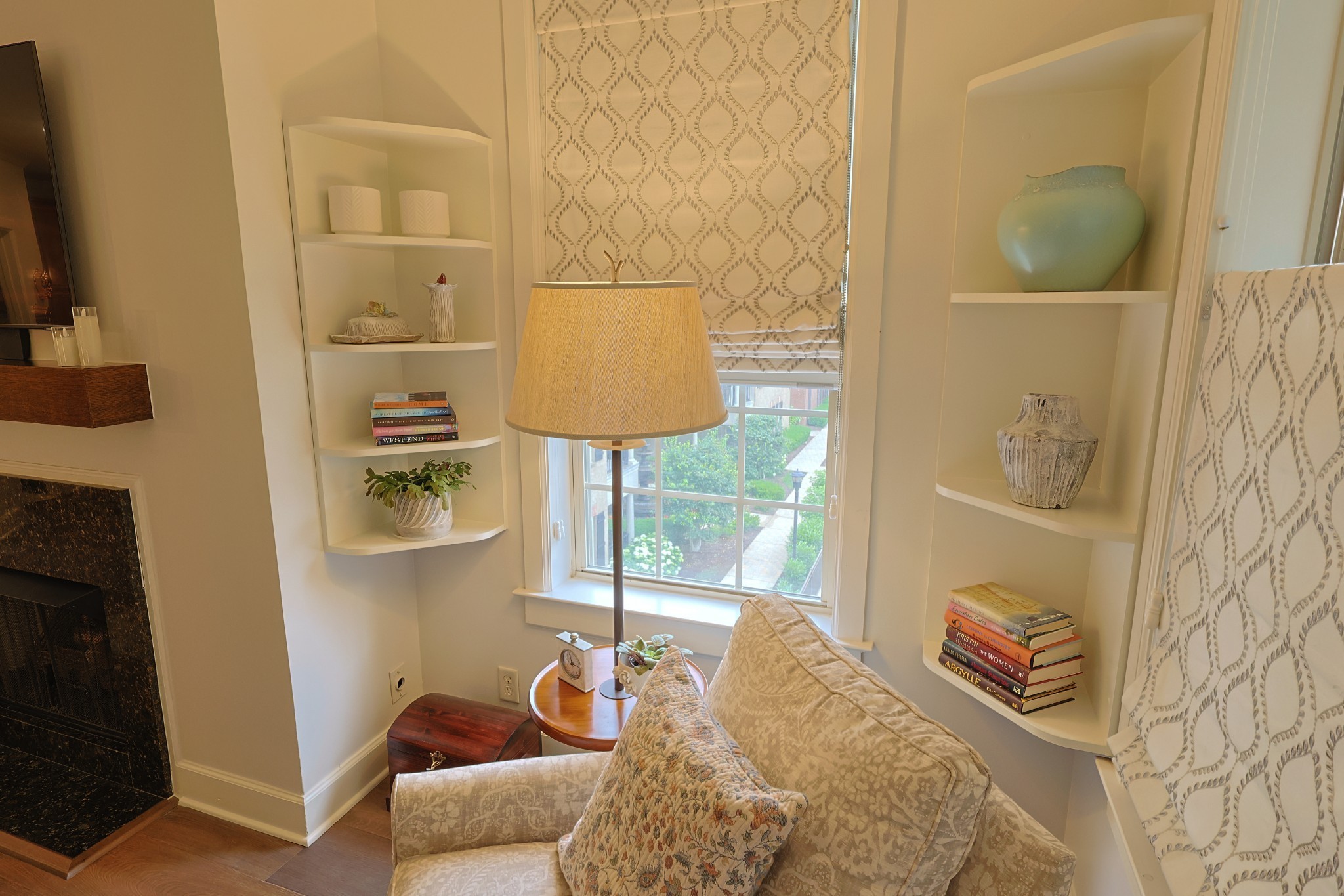 307 Seven Springs Way Unit: 304