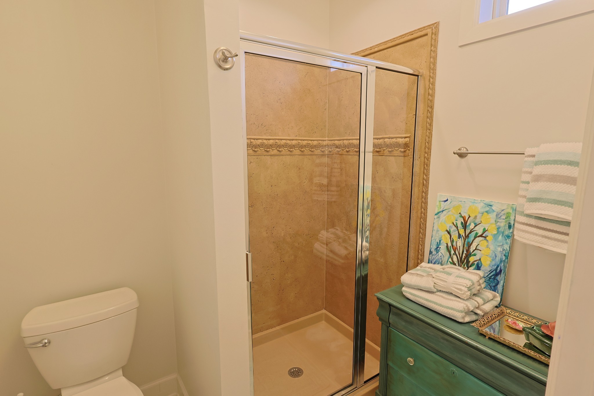 307 Seven Springs Way Unit: 304