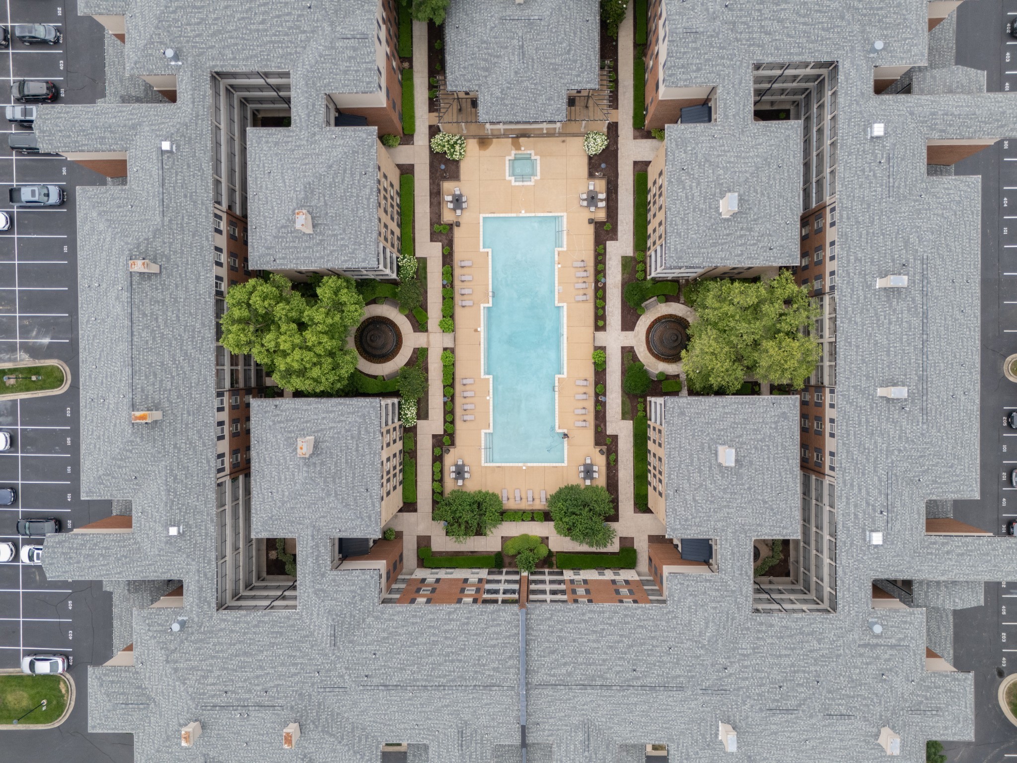 307 Seven Springs Way Unit: 304