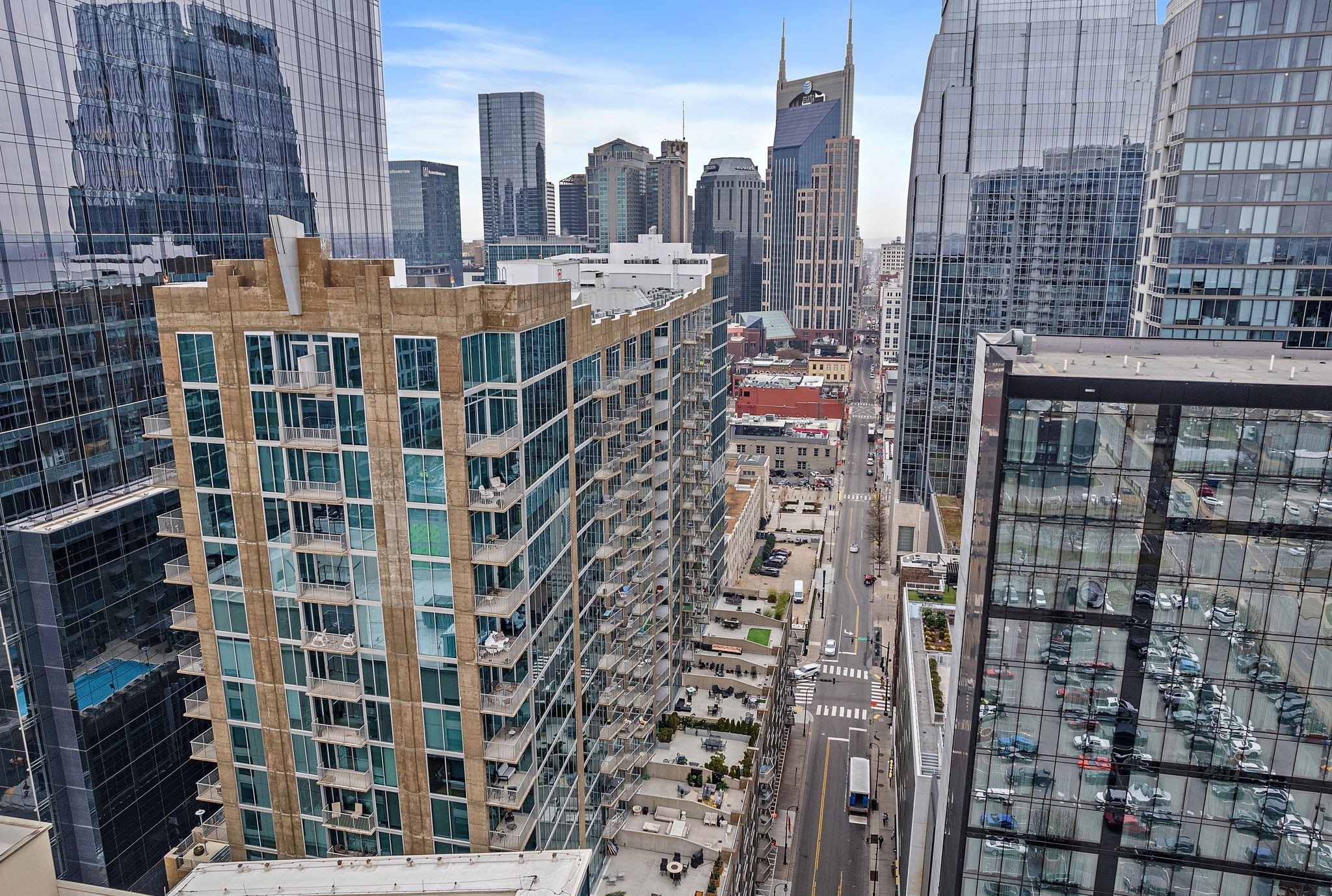 301 Demonbreun St Unit: 602