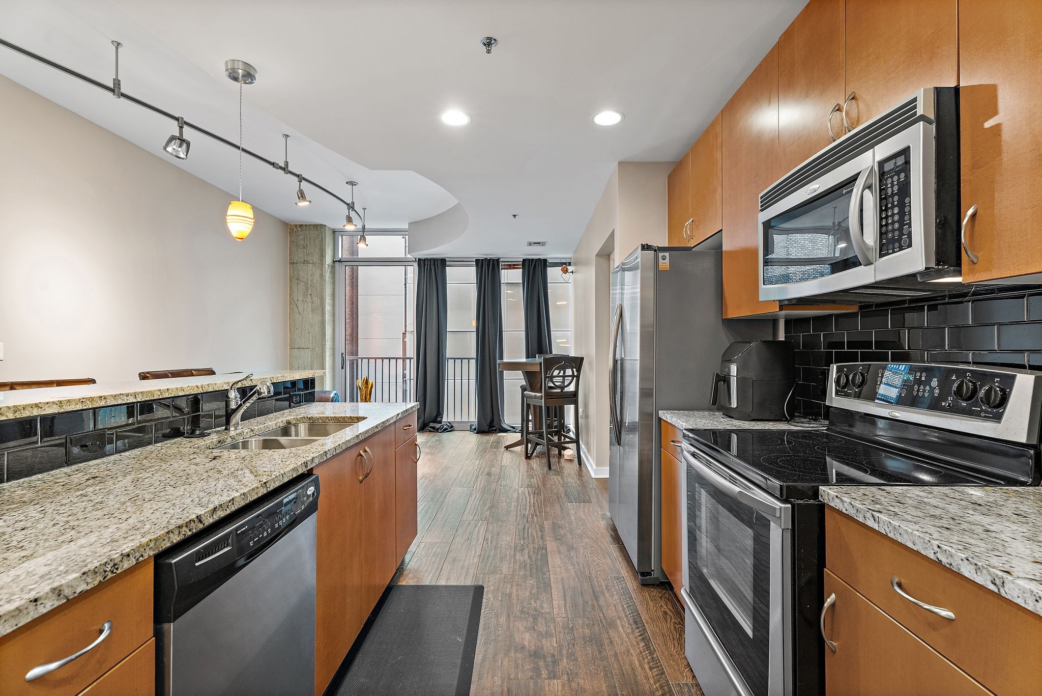 301 Demonbreun St Unit: 602