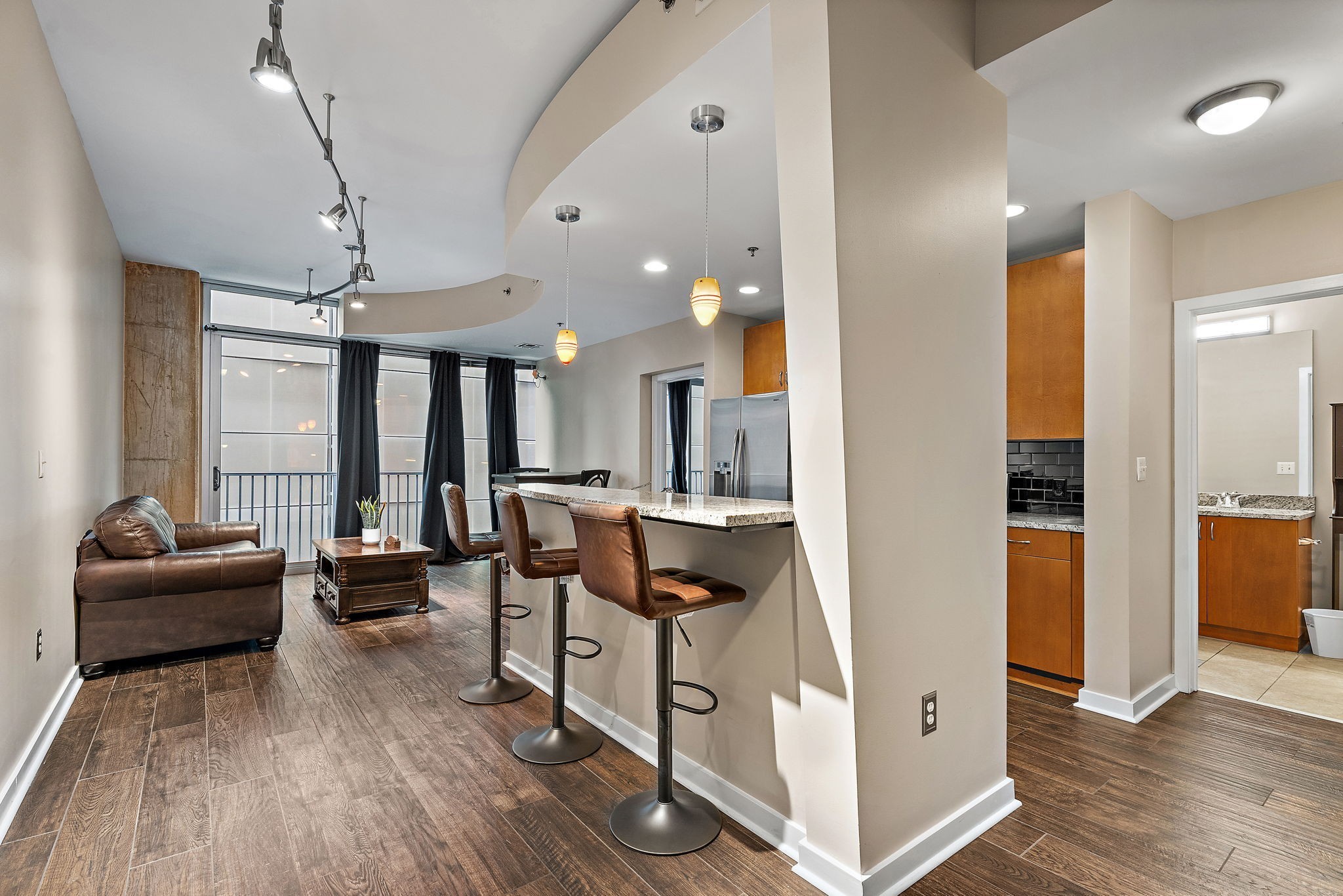 301 Demonbreun St Unit: 602