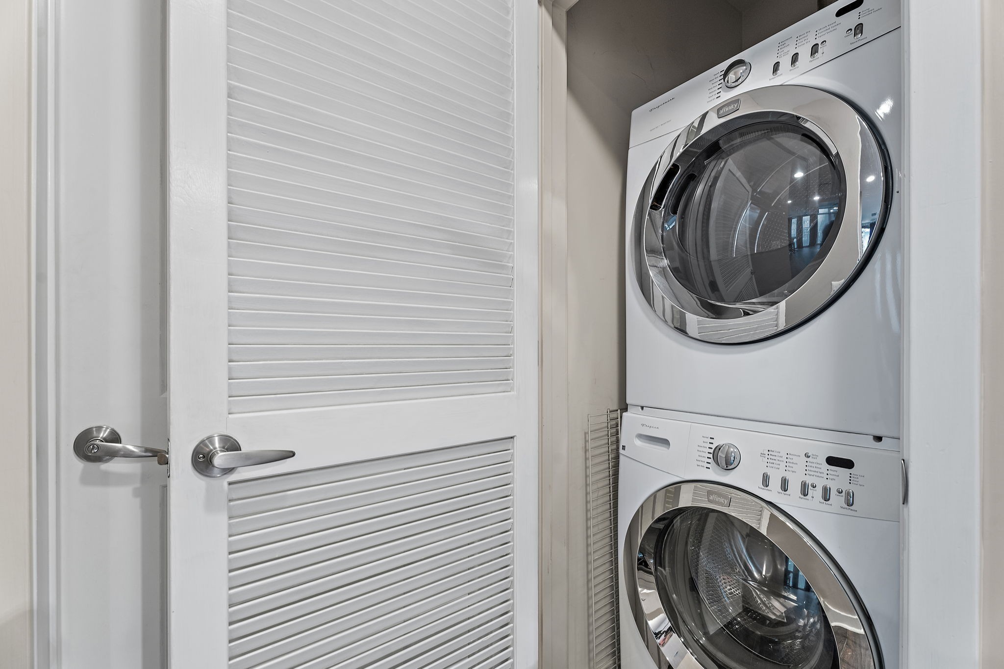 301 Demonbreun St Unit: 602