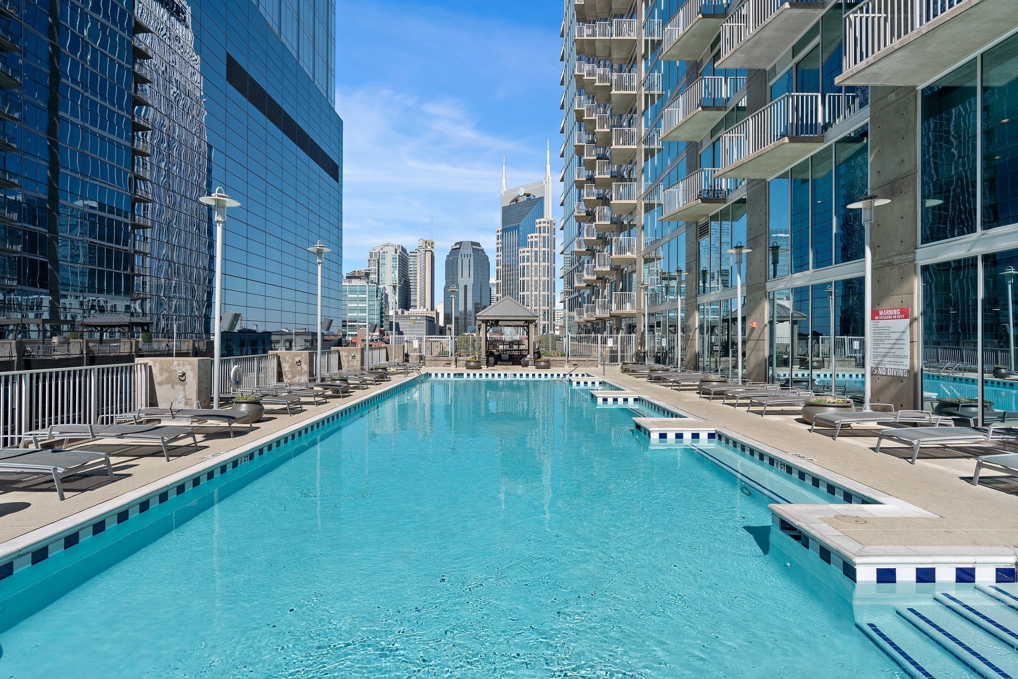 301 Demonbreun St Unit: 602