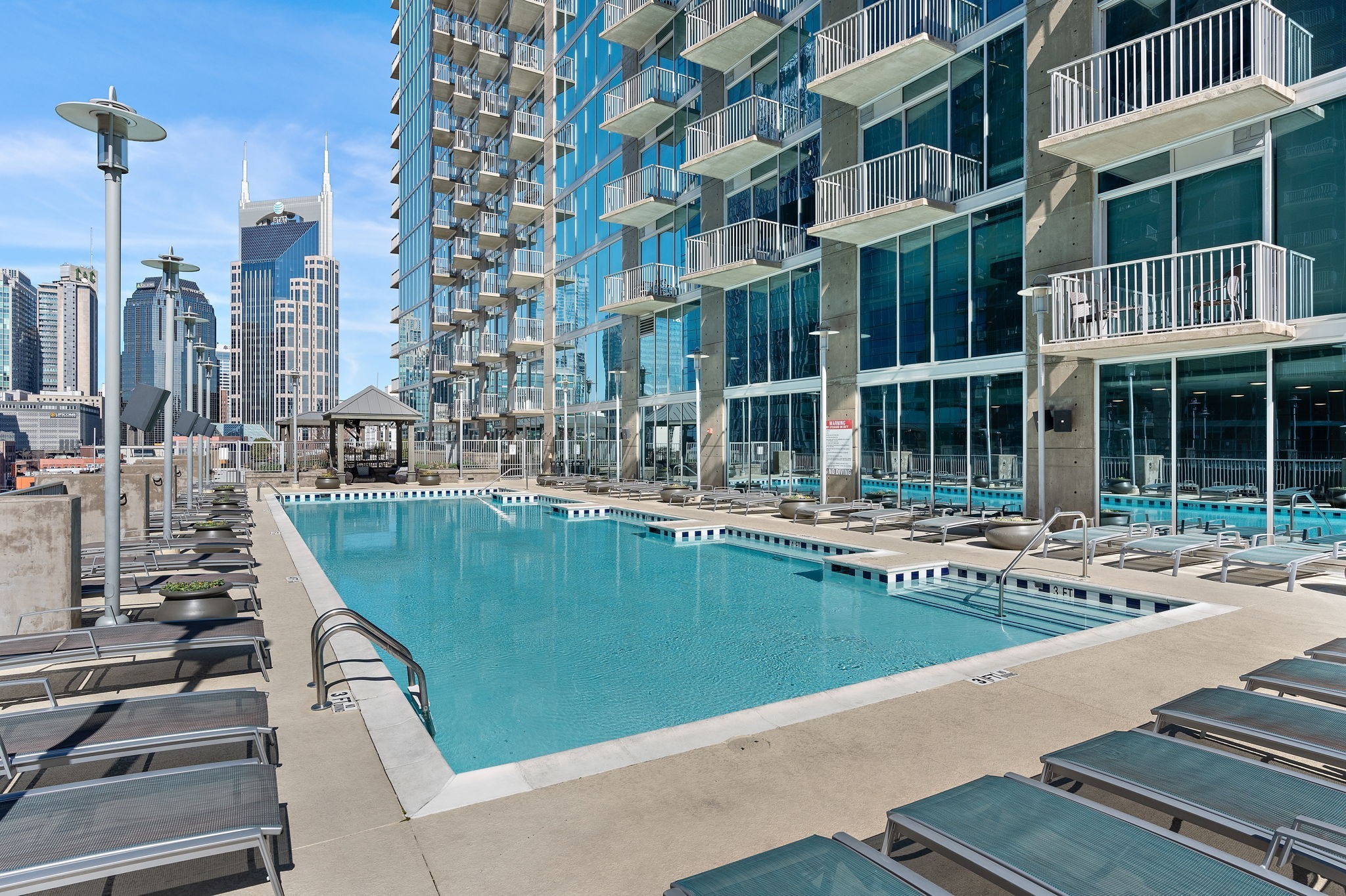 301 Demonbreun St Unit: 602