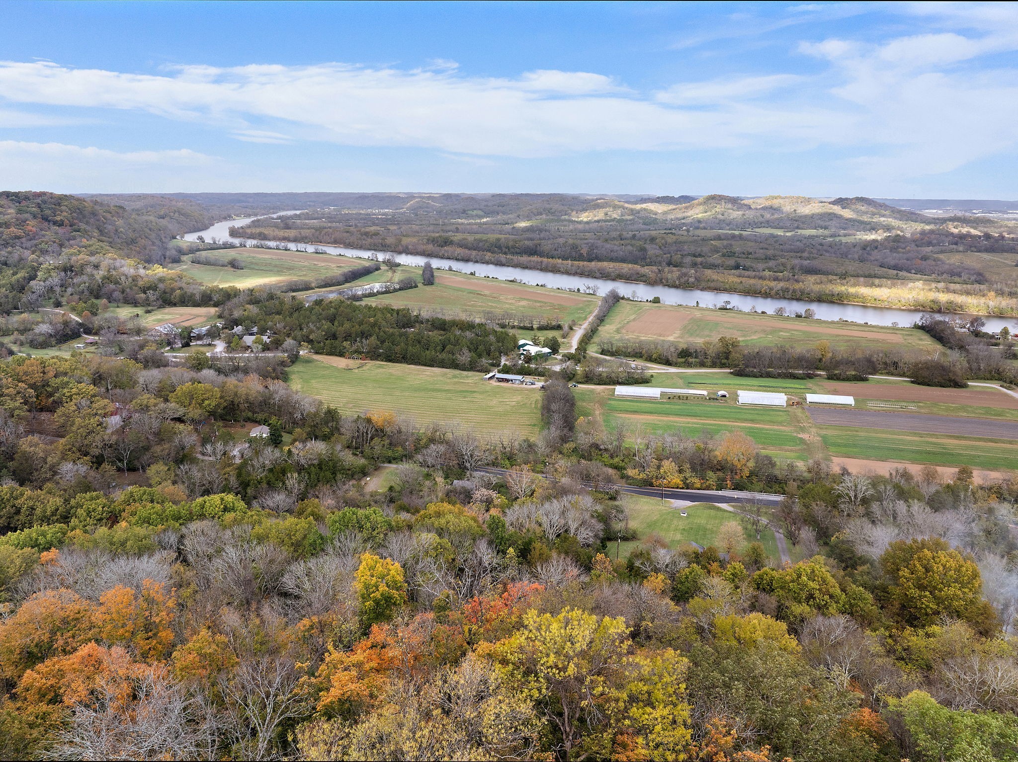 6916 River Road Pike