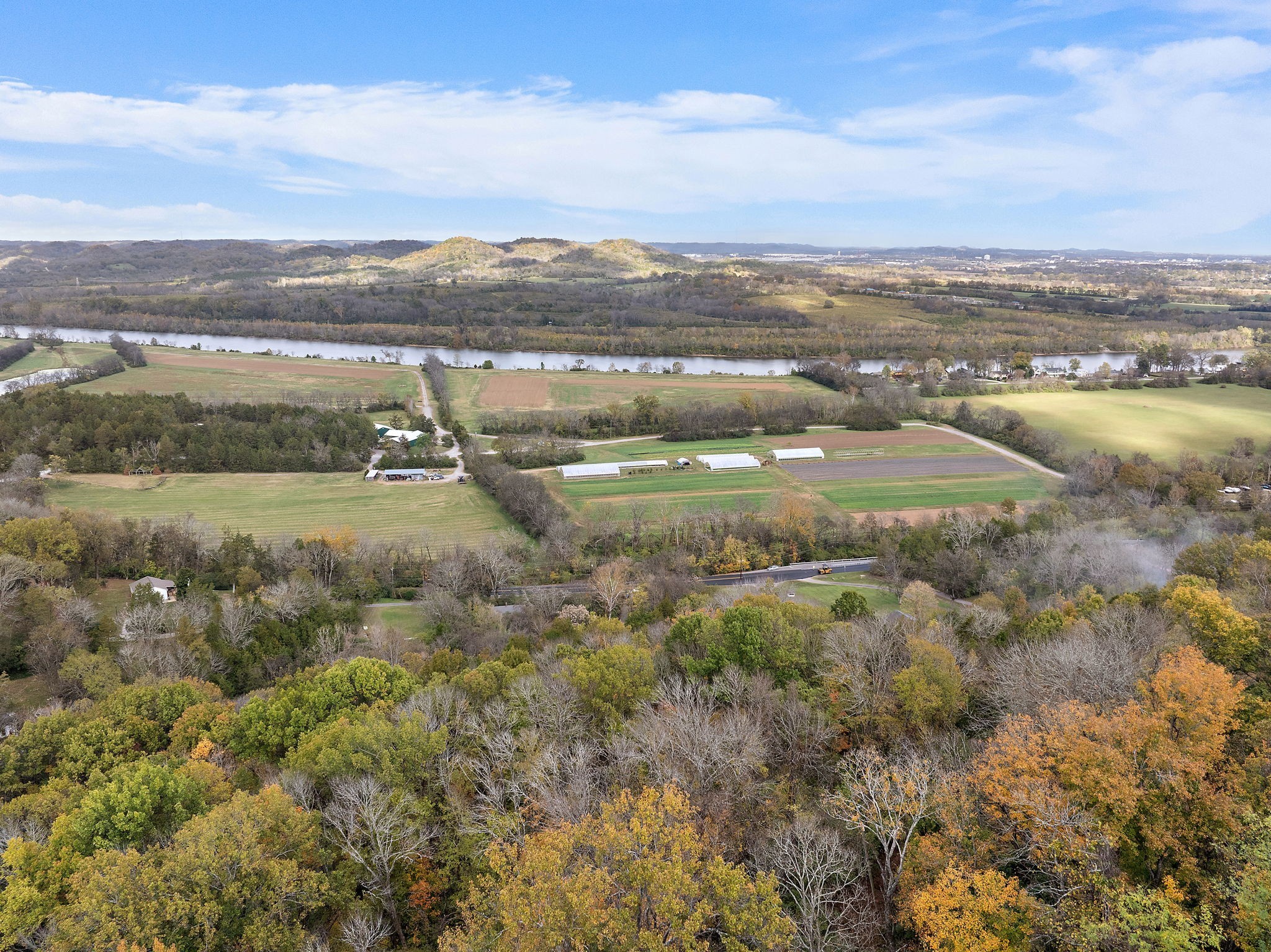 6916 River Road Pike