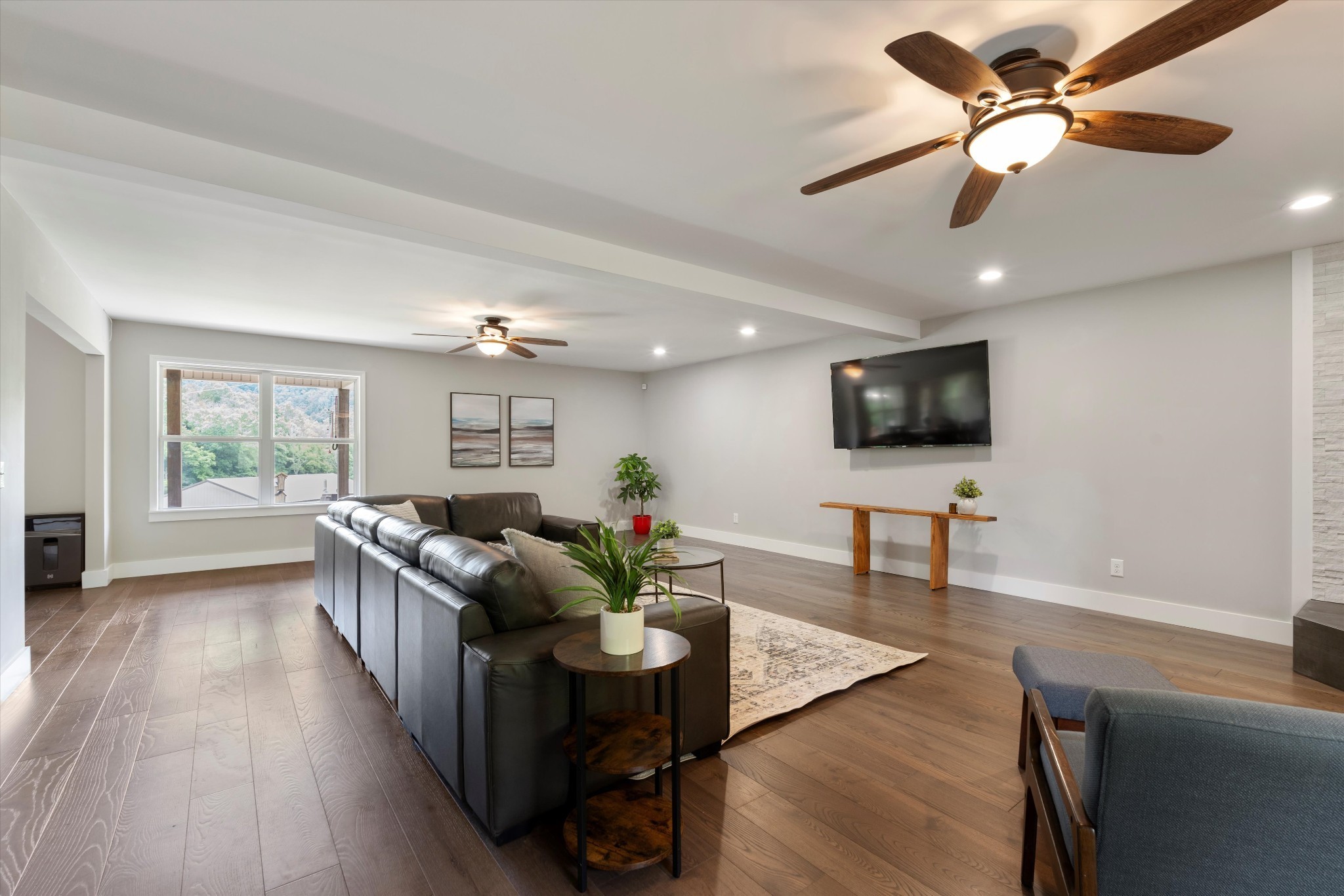 593 Gaulden Hollow Rd