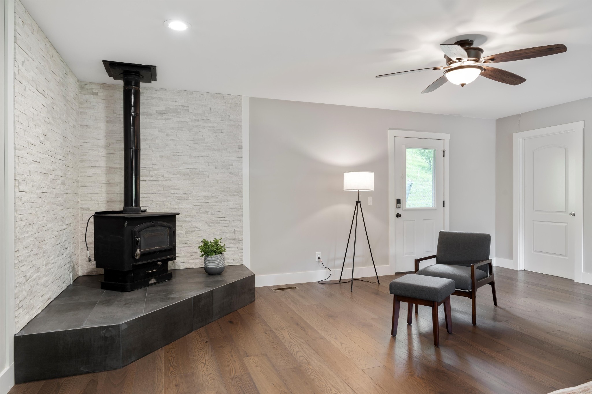 593 Gaulden Hollow Rd