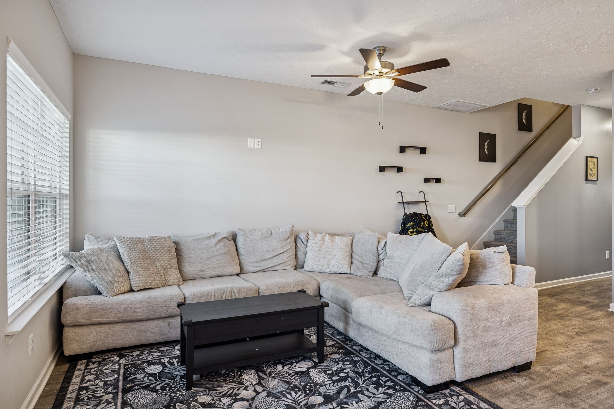 4347 Doral Dr