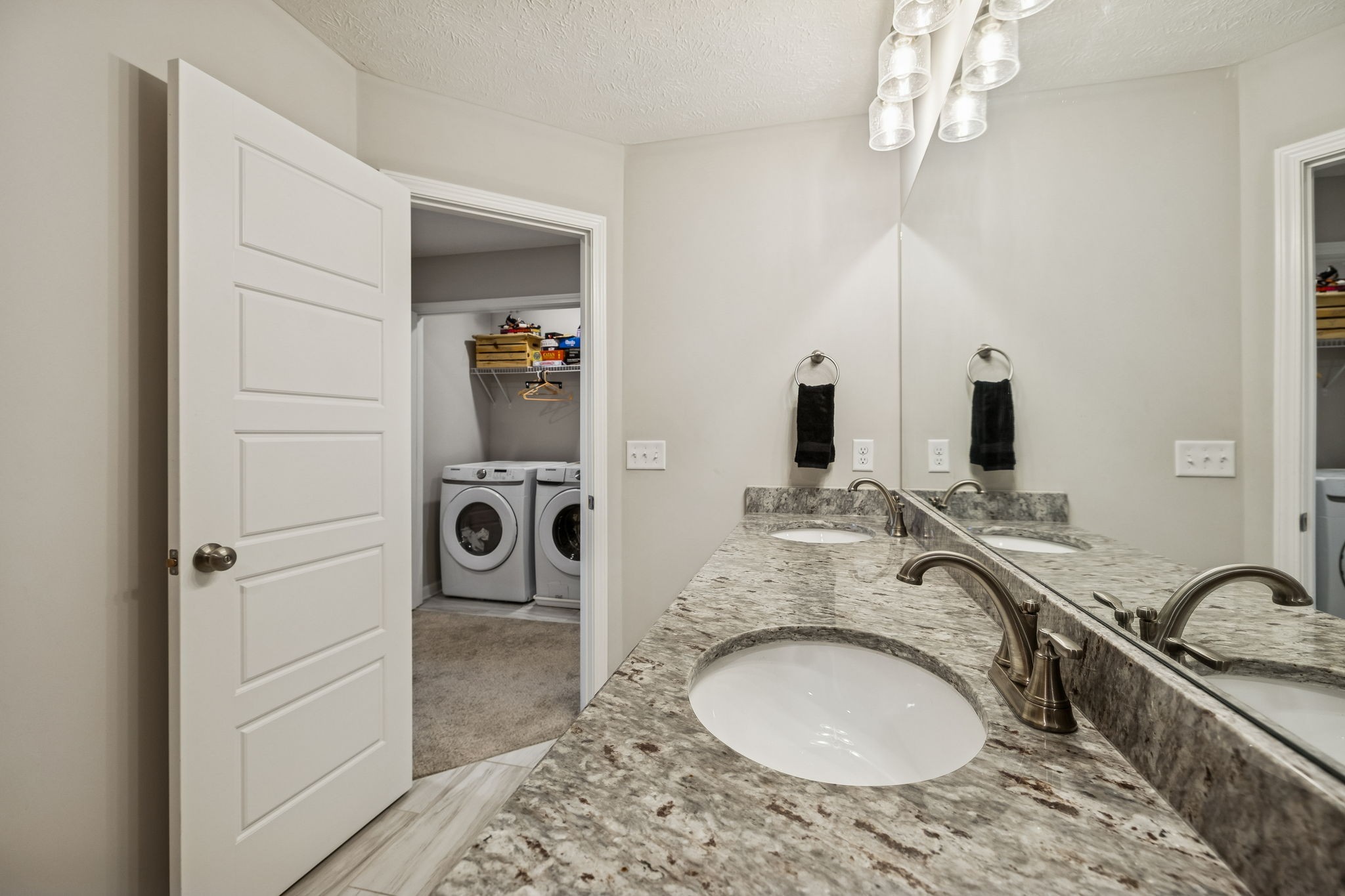 4347 Doral Dr