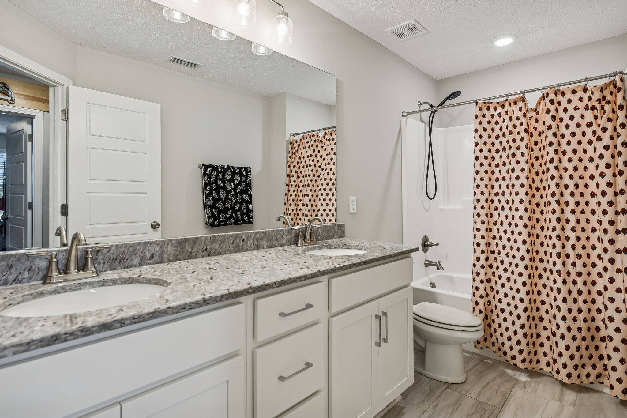 4347 Doral Dr