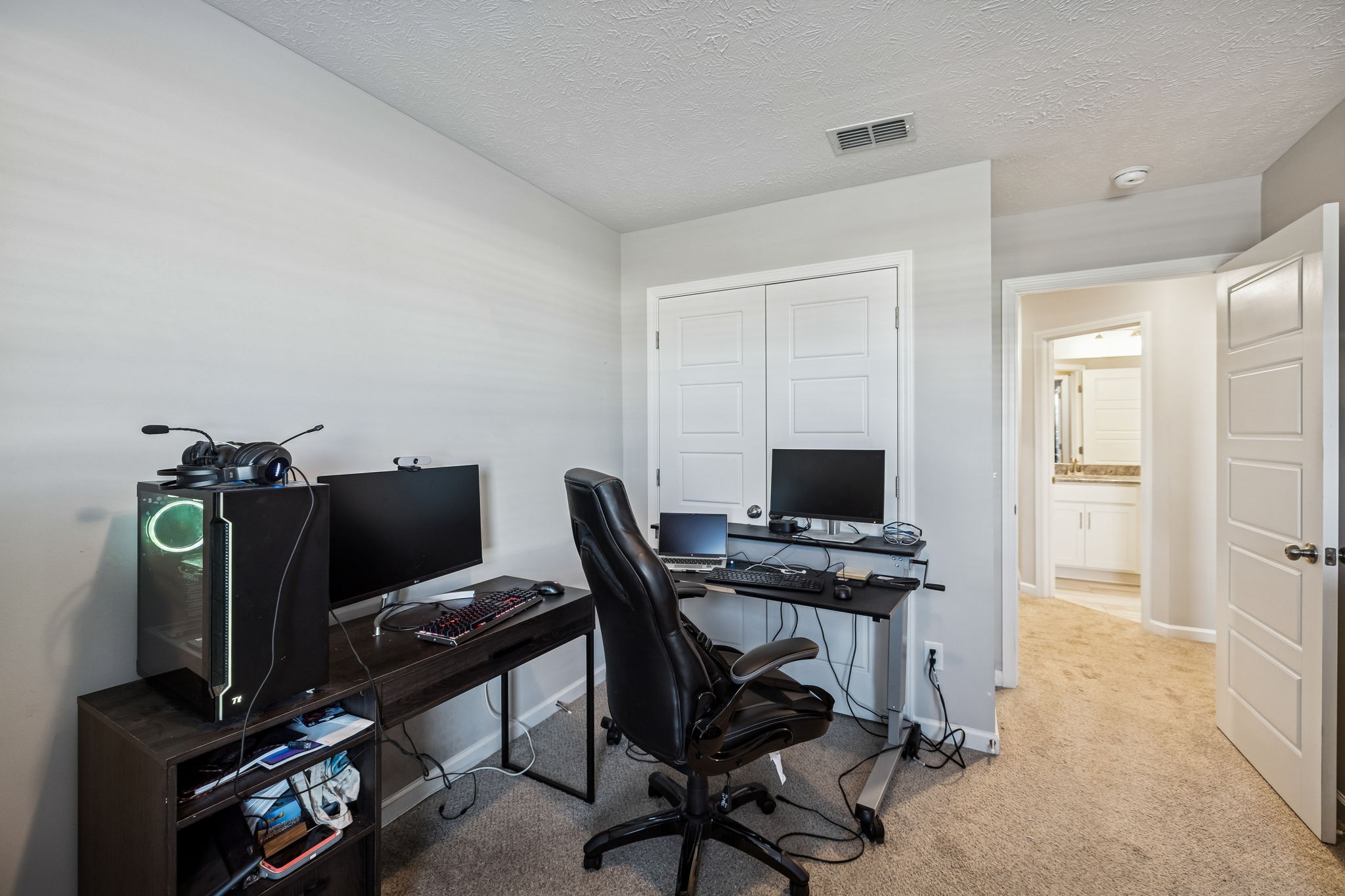 4347 Doral Dr