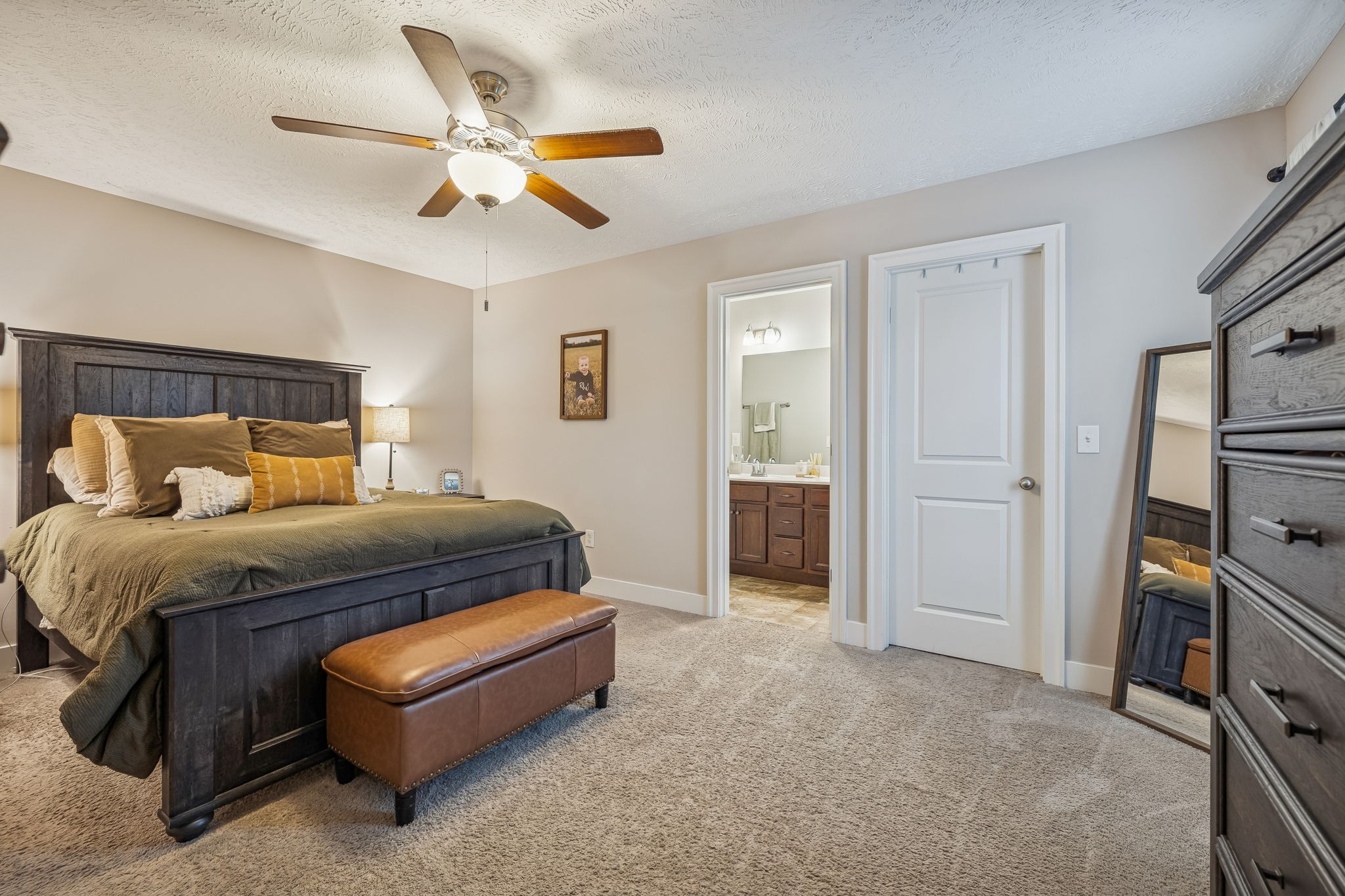 2808 Valley Farms Drive