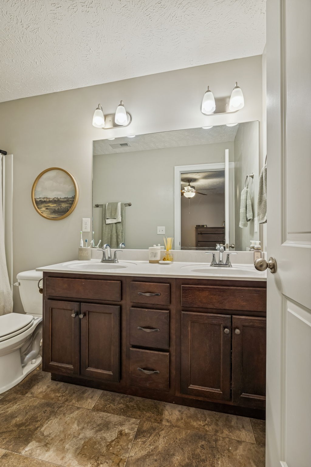 2808 Valley Farms Drive