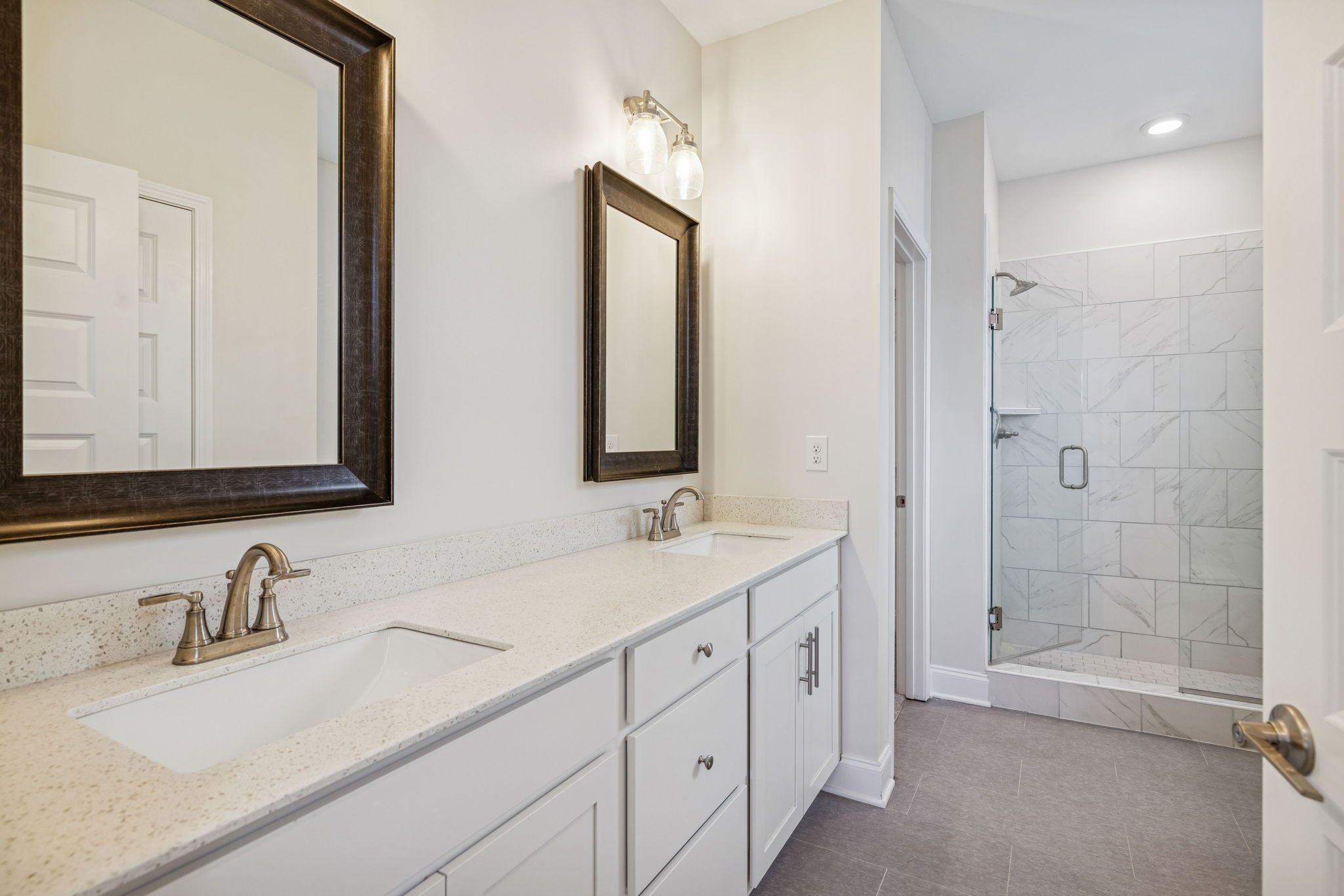 1000 Vintage Green Ln Unit: 1104