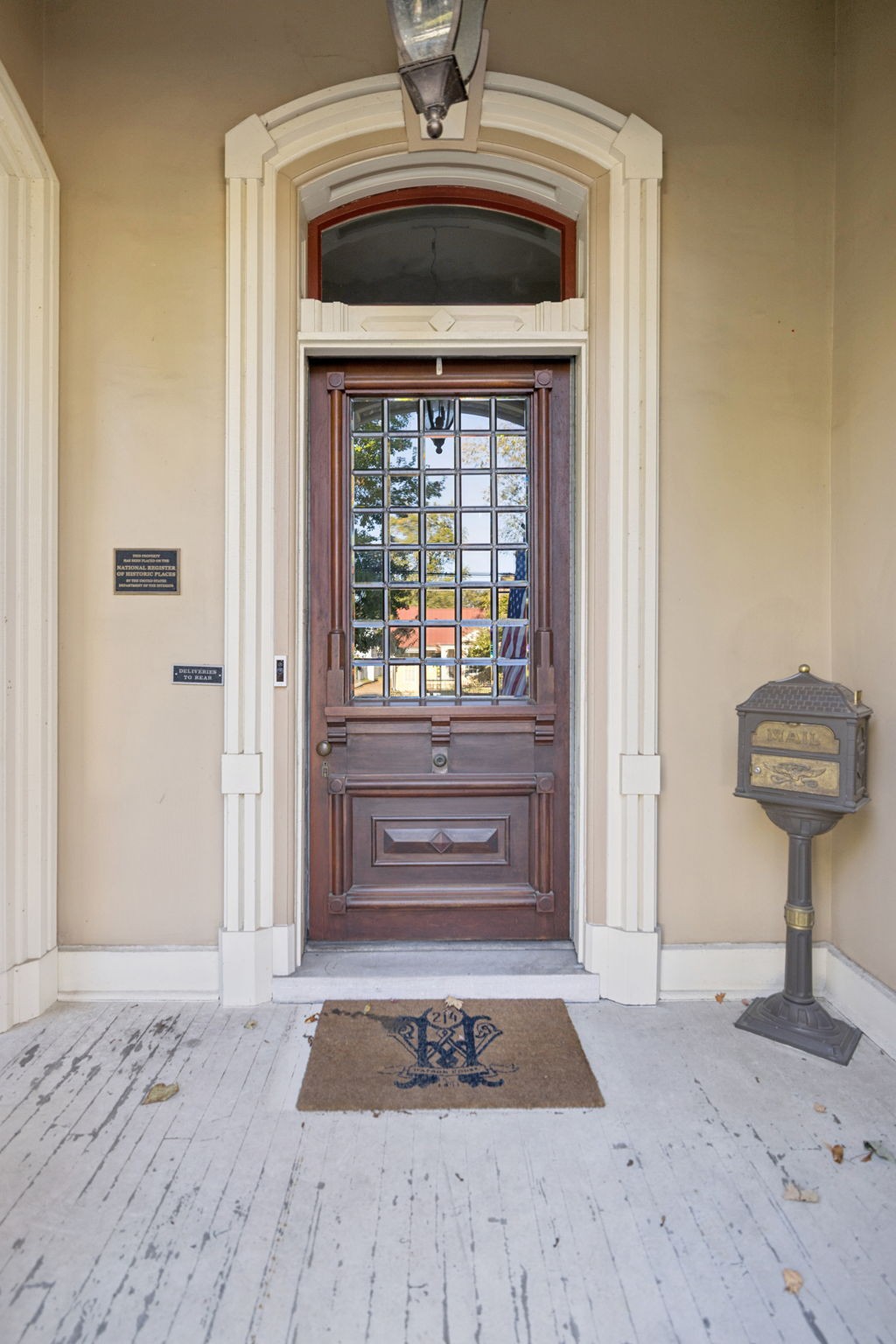 214 3rd Ave, S