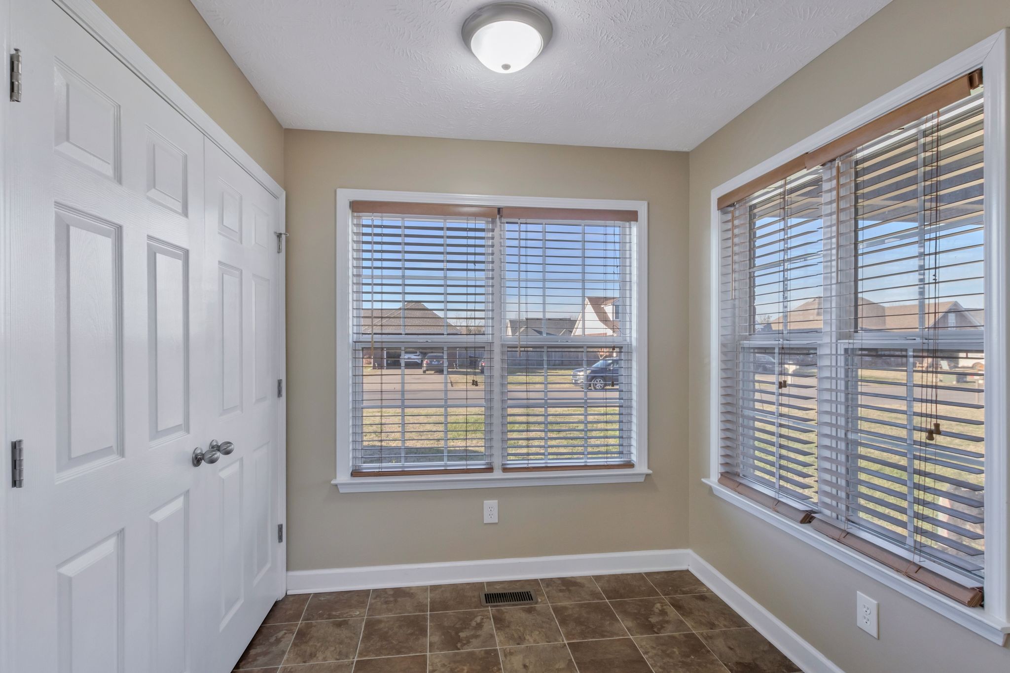 3617 Southridge Blvd