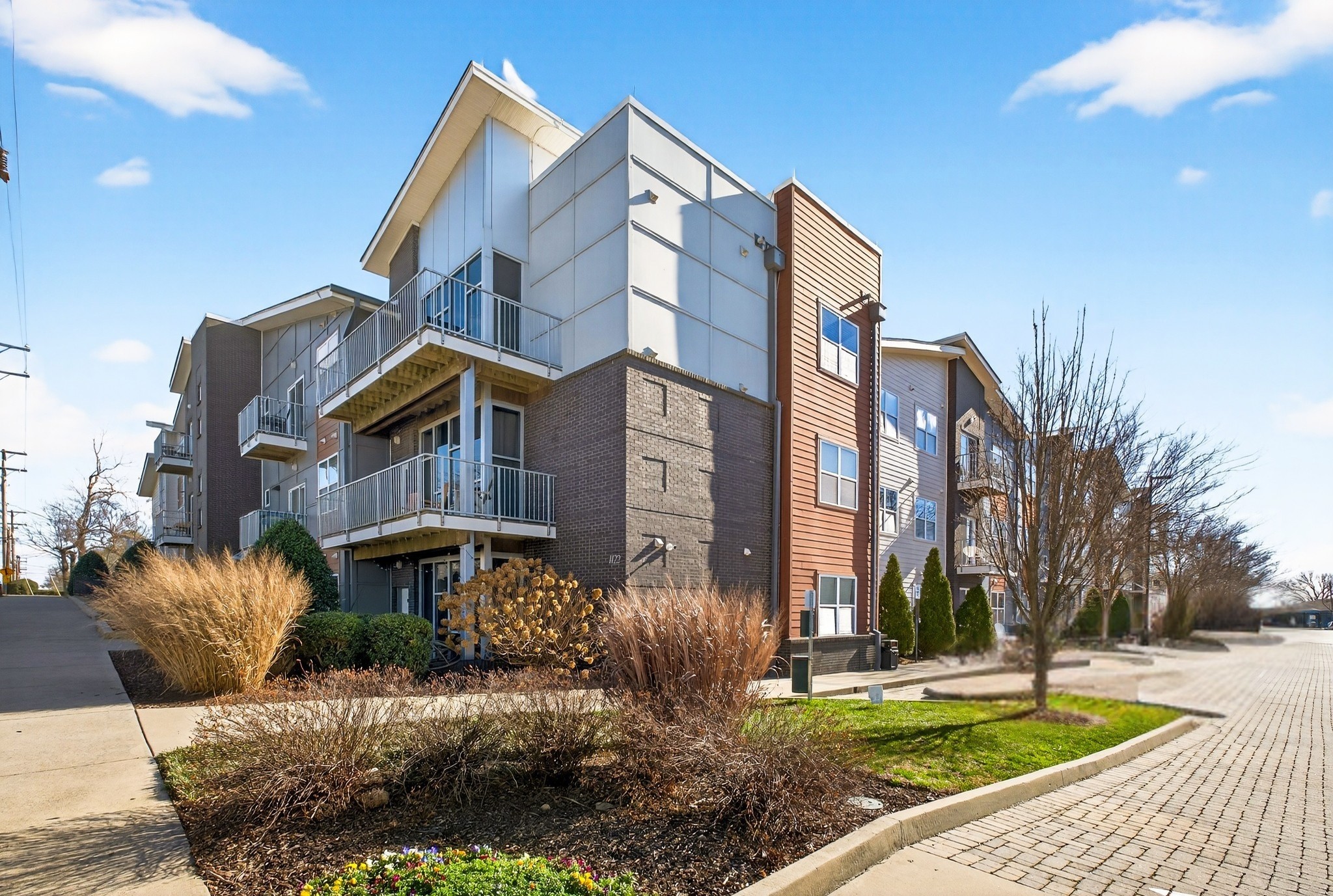 1122 Litton Ave Unit: 311