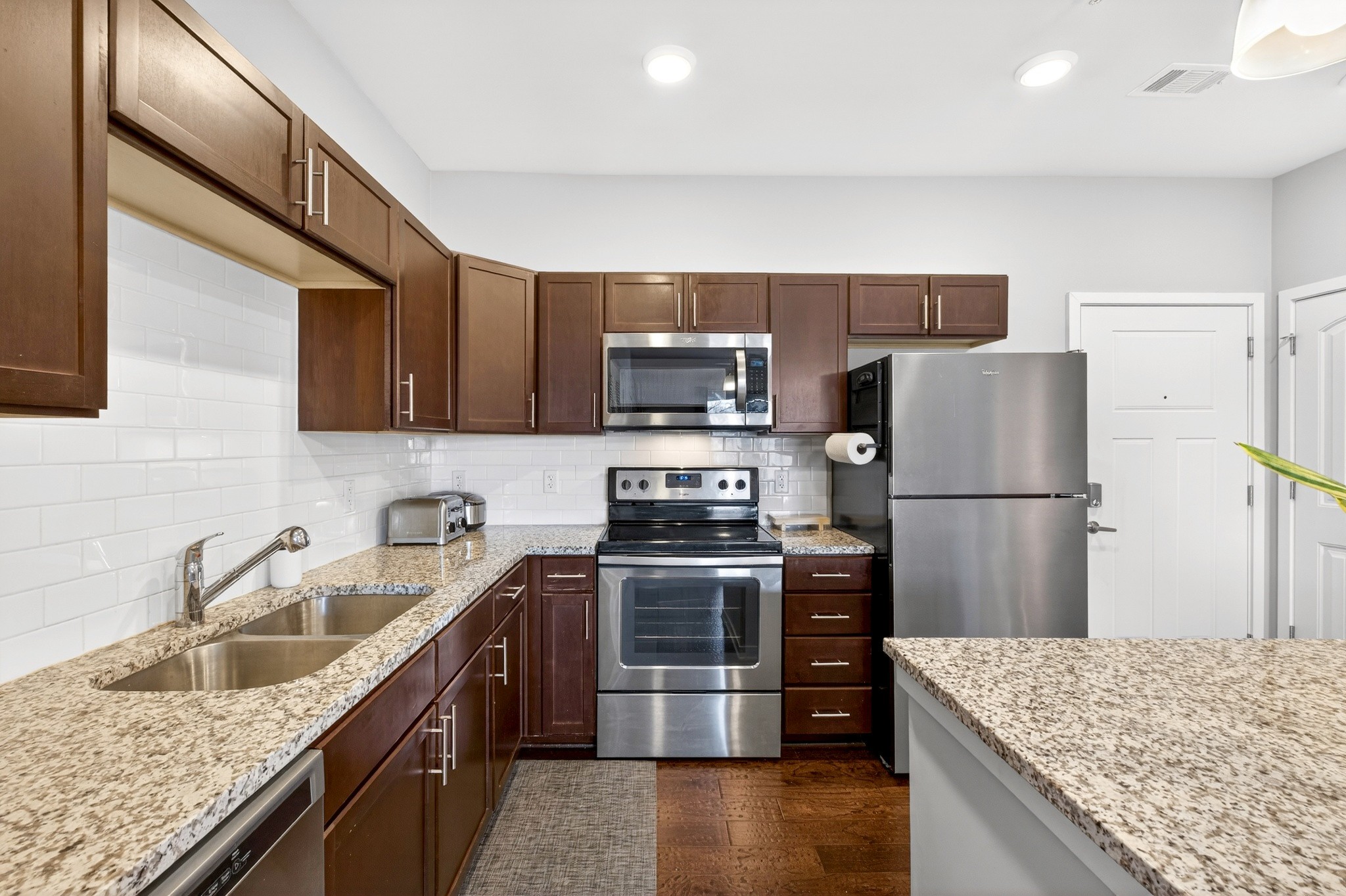 1122 Litton Ave Unit: 311