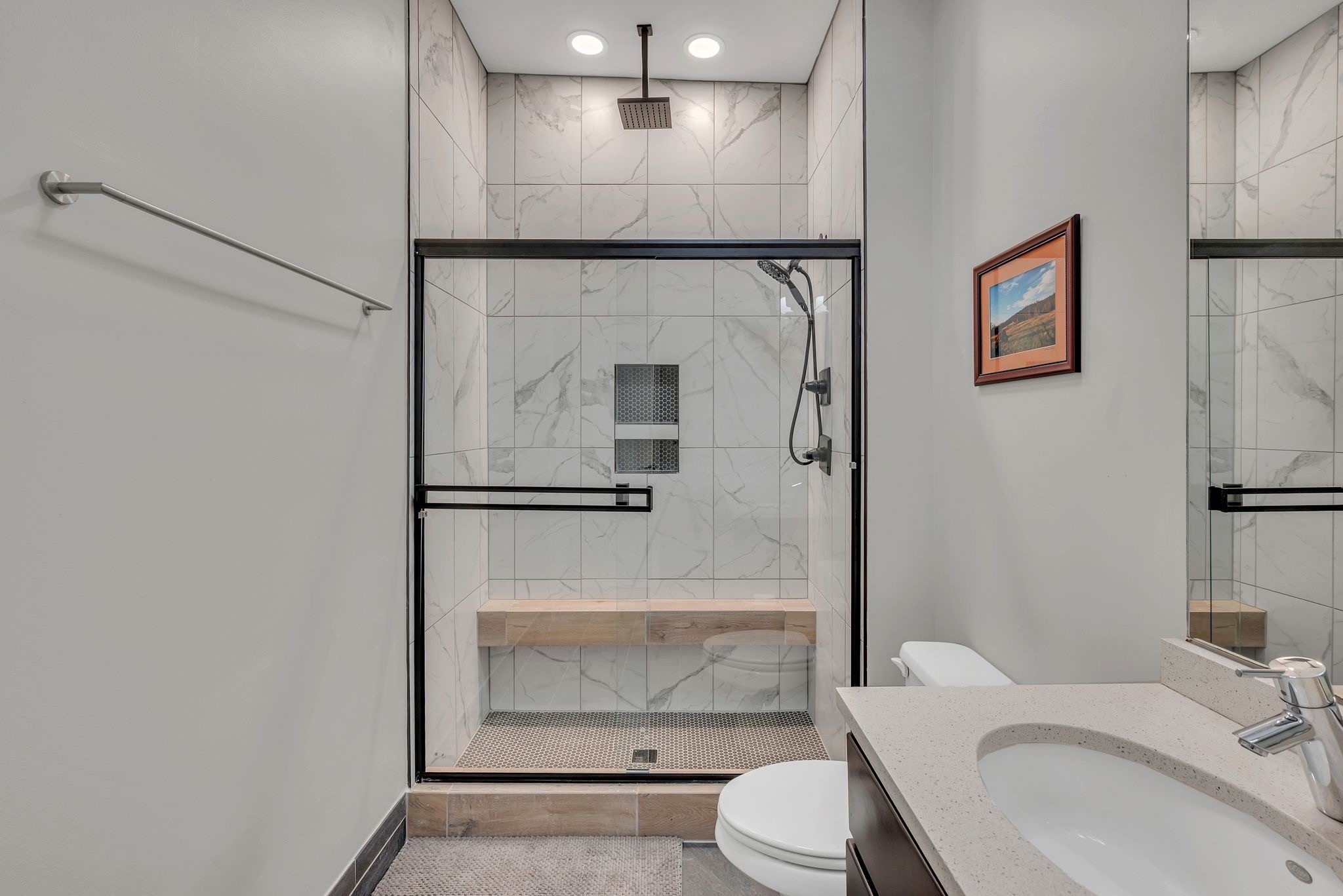 1100 Russell St Unit: 102