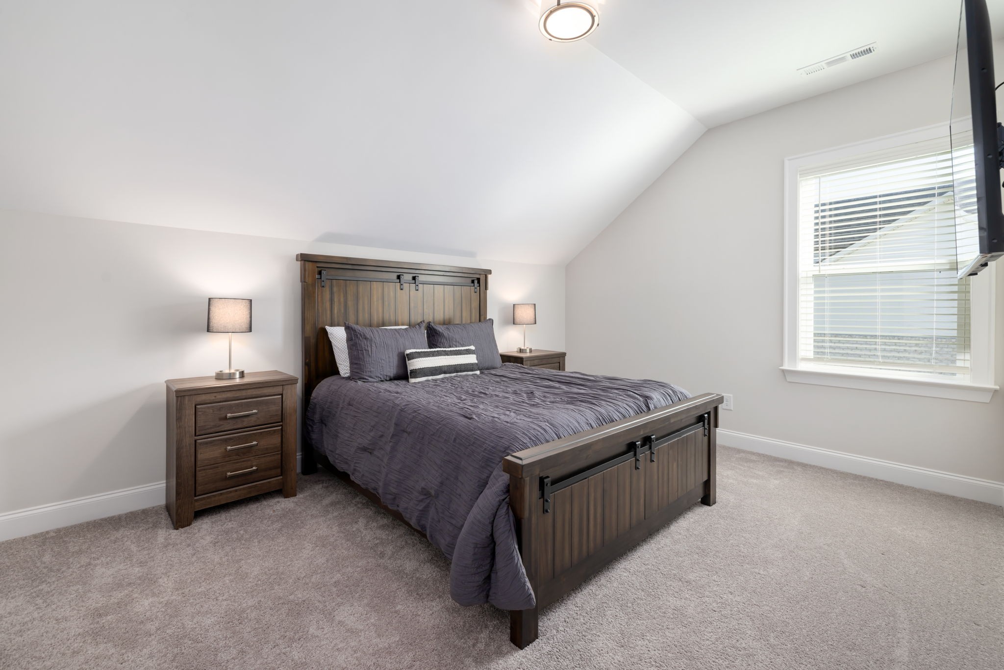 7160 Neills Branch Dr